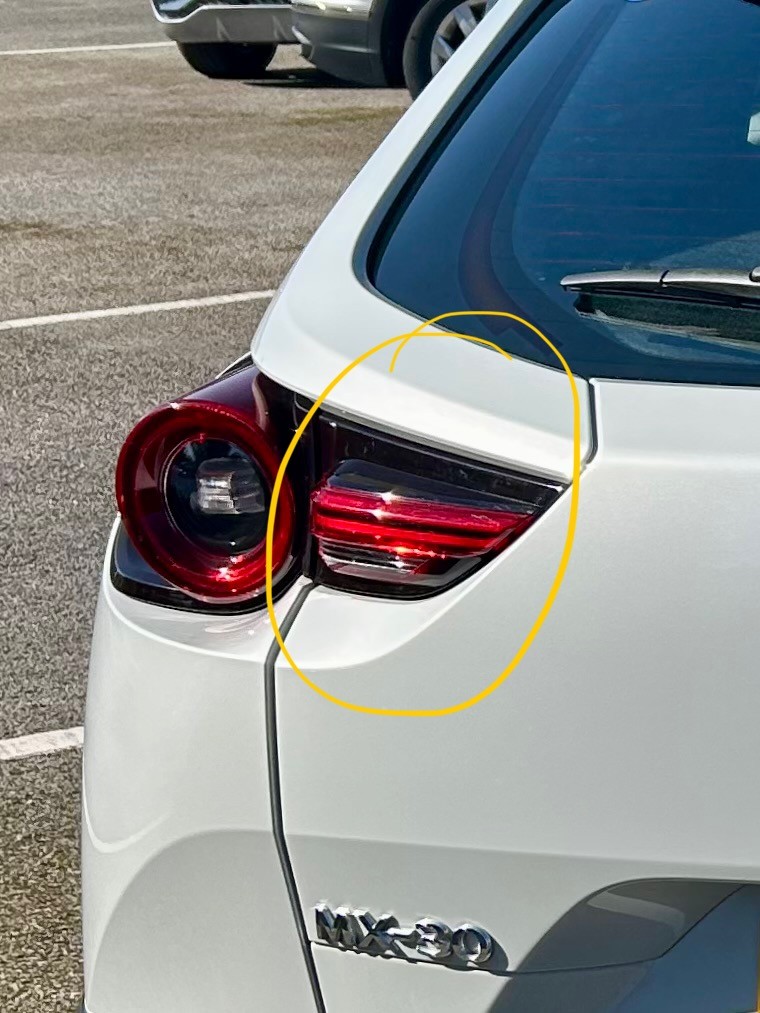 MAZDA MX-30 TAIL LIGHT ON TAILGATE (N/S)