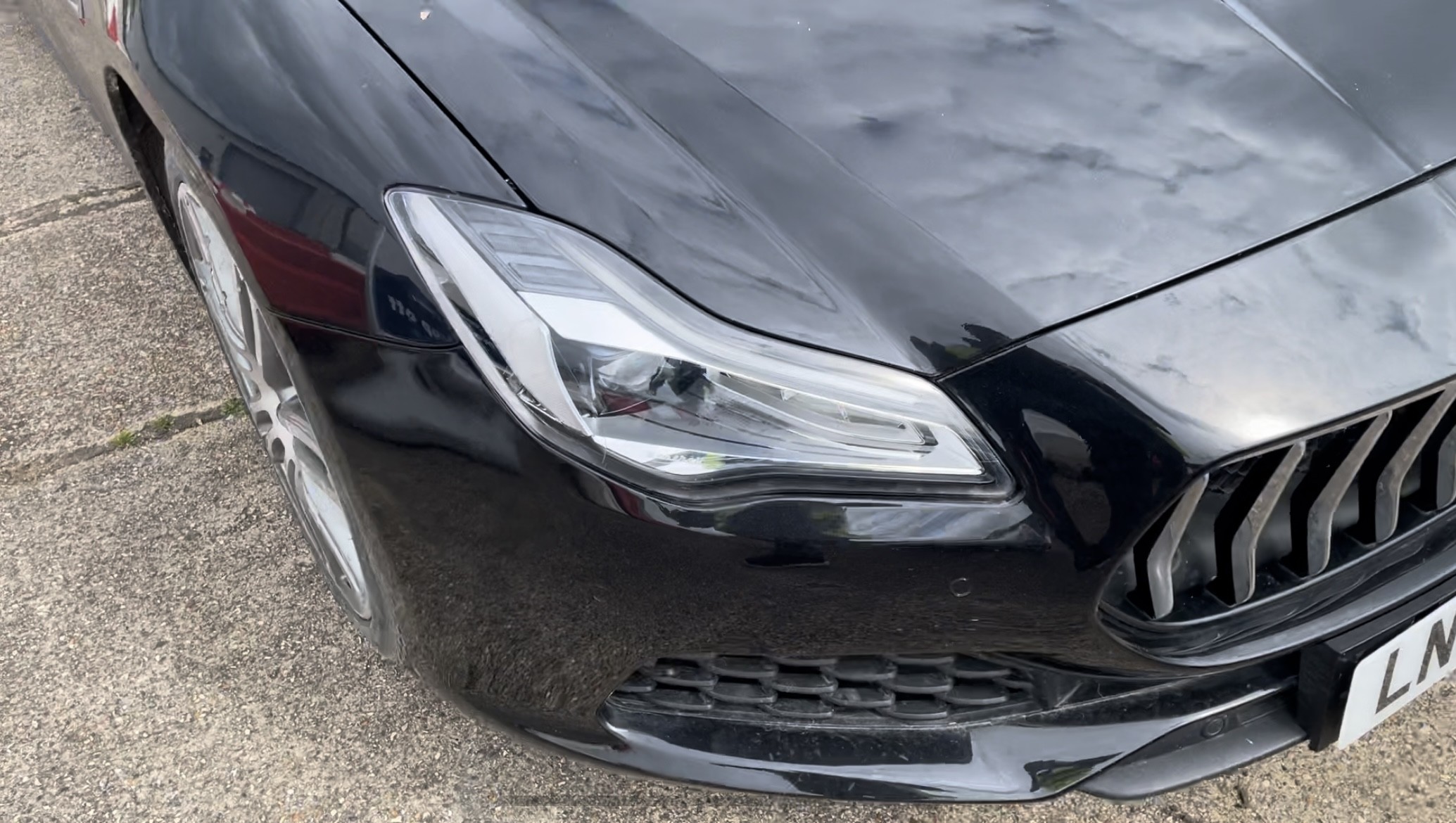 MASERATI Quattroporte headlight