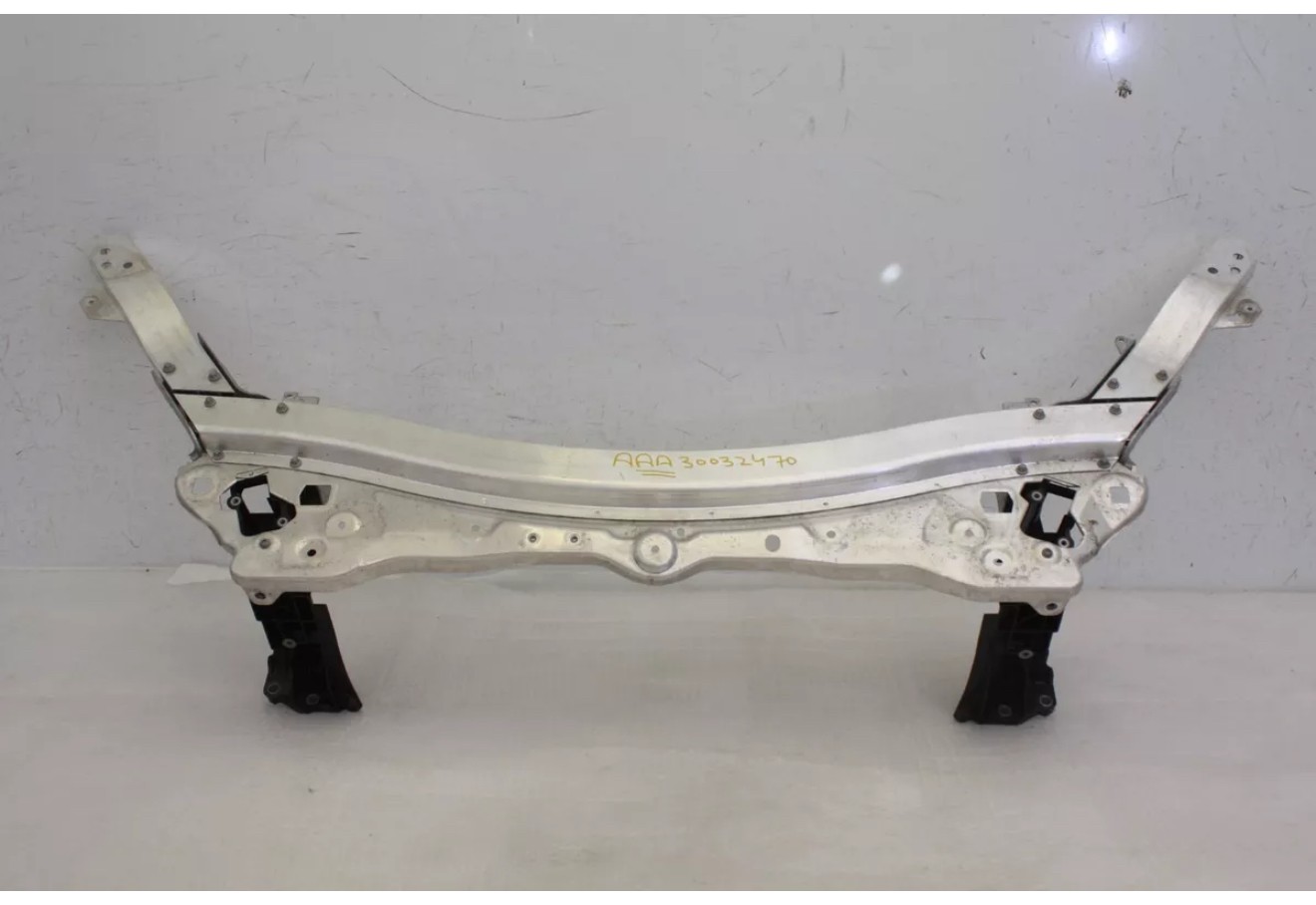 Mercedes-Benz EQC Radiator Support