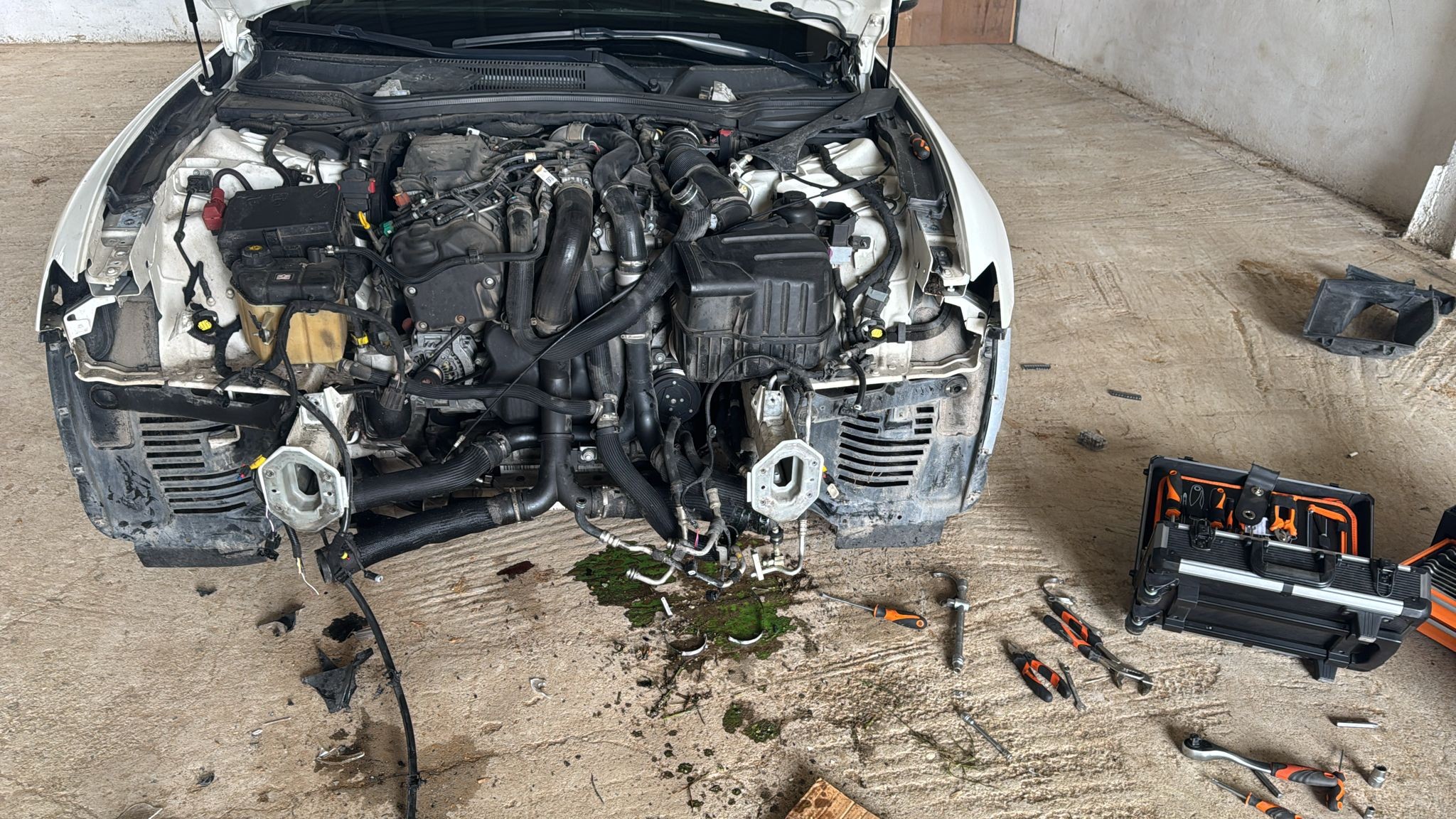 Maserati Quattroporte Headlamp (Right) Xenon