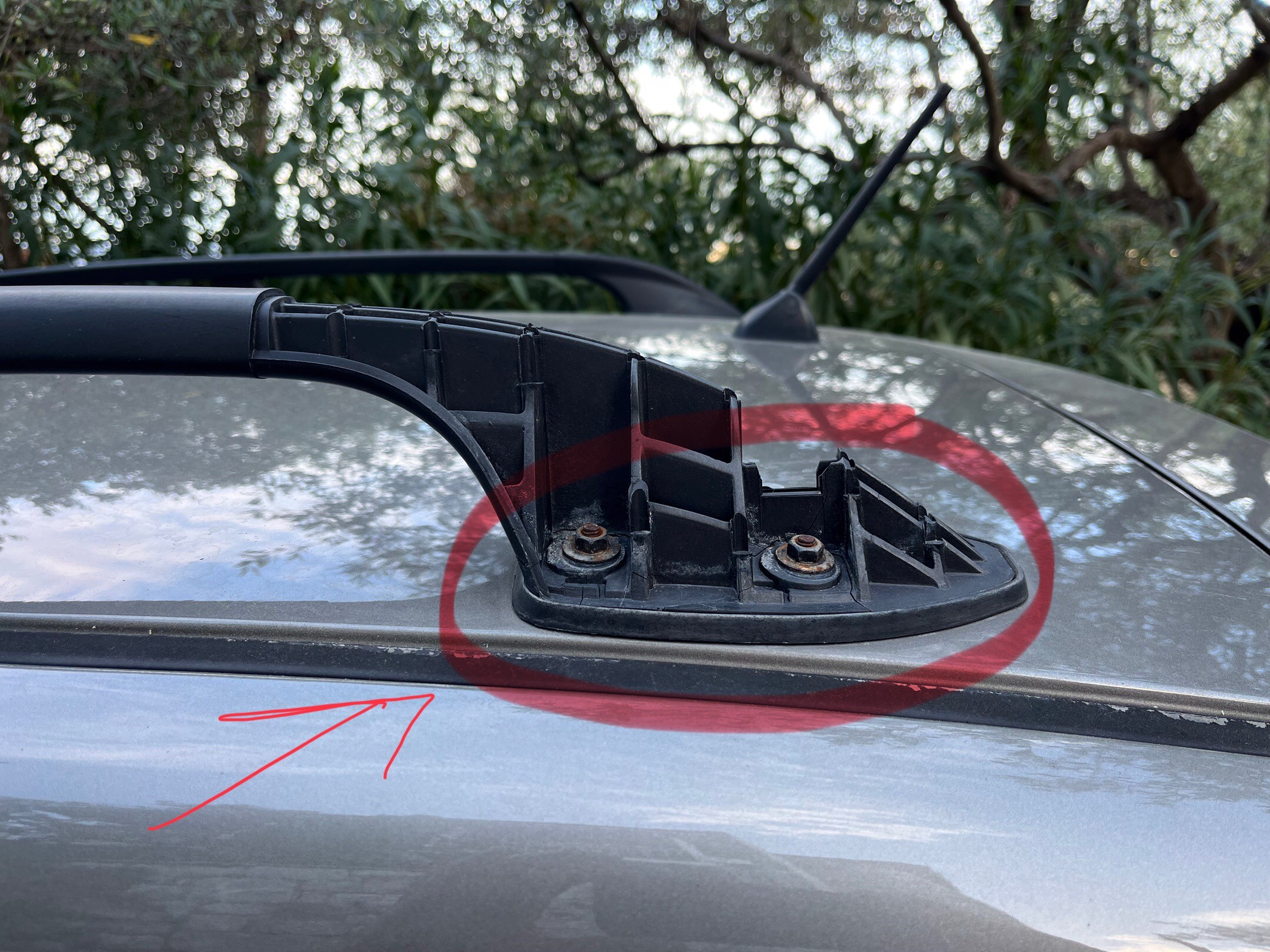 Hyundai Matrix Roof Rack/Bars