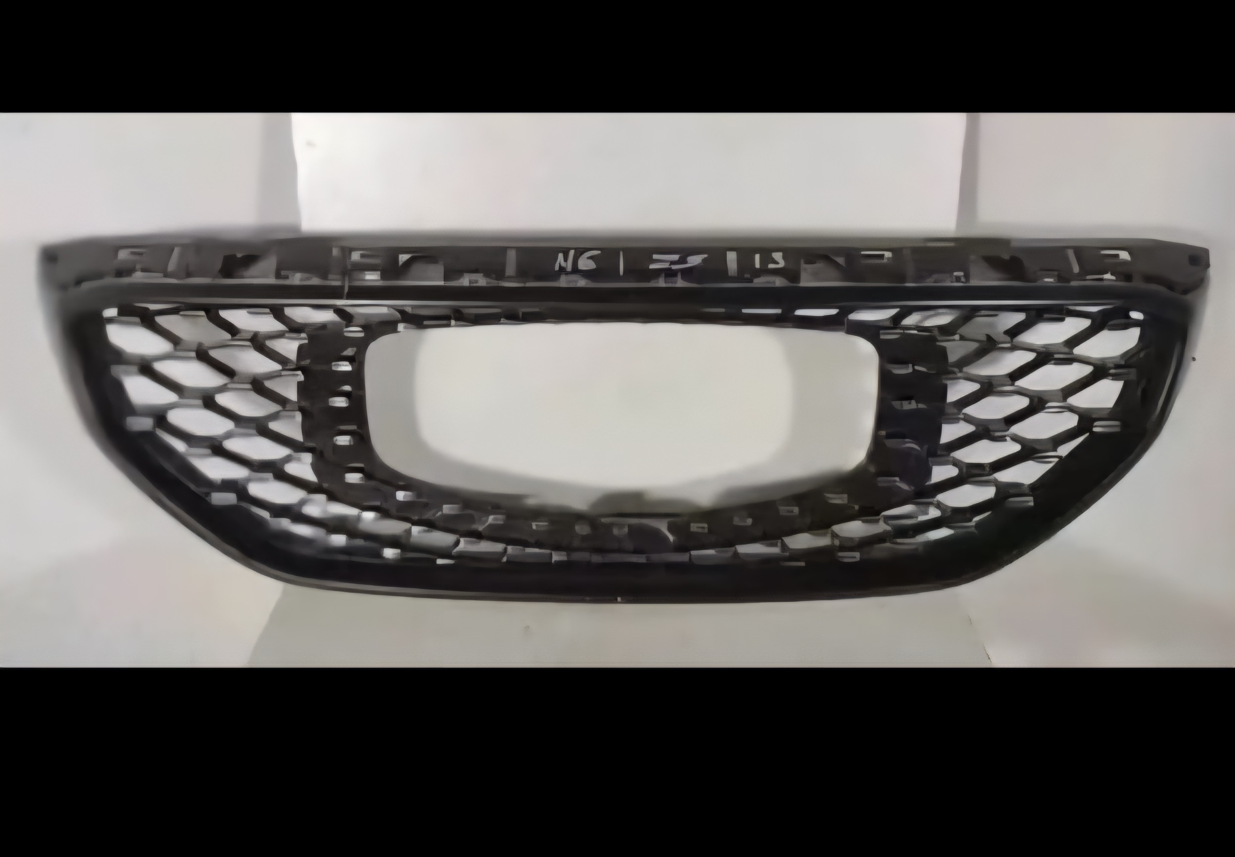 MG ZS EV Grille - Lower