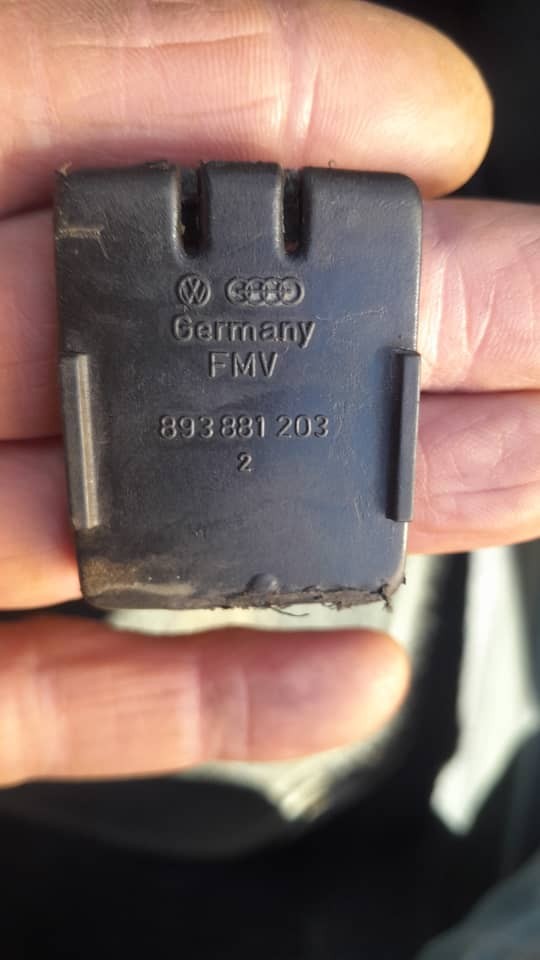Audi A4 Avant seat adjuster part number 893881 20302