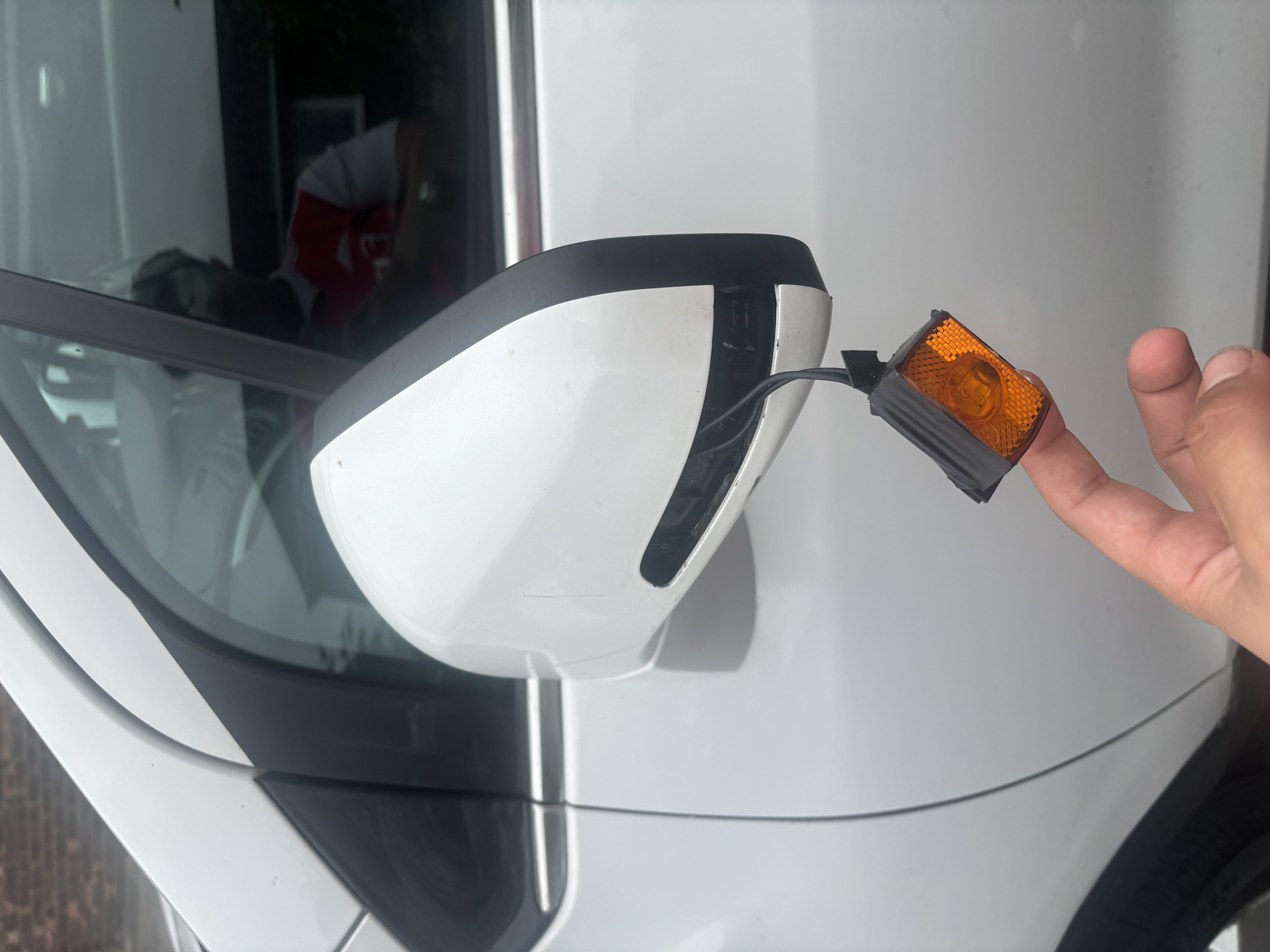 CHEVROLET TRAX Indicator Light (Left)