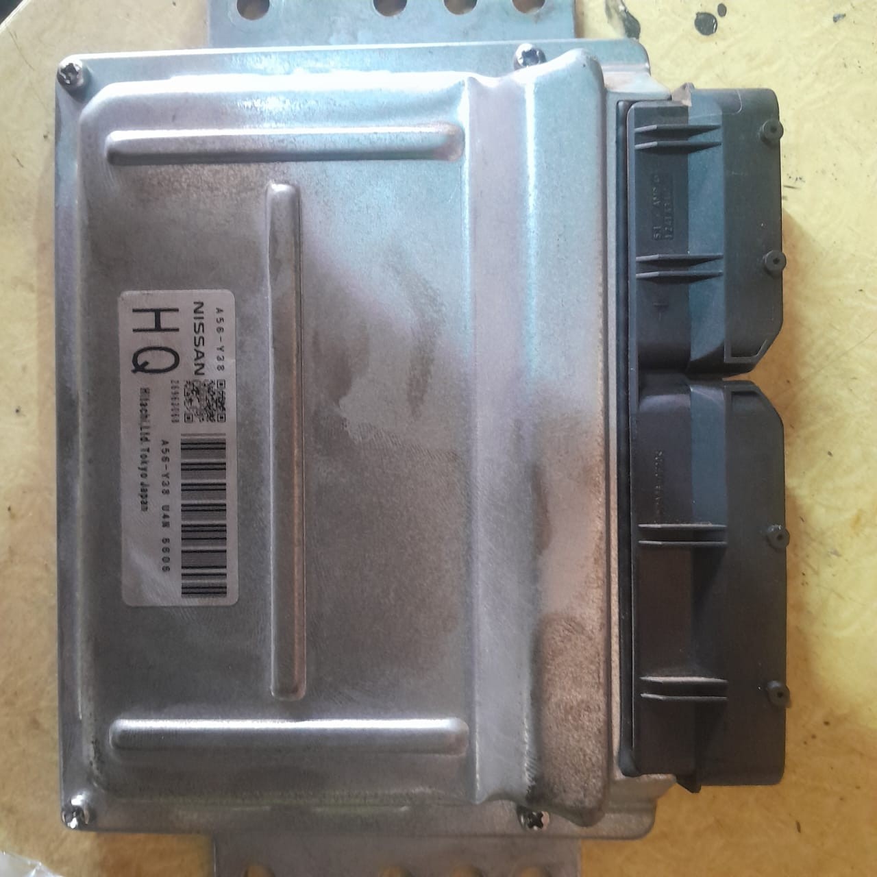 Nissan X-Trail ECU (FOR THE ENGINE)