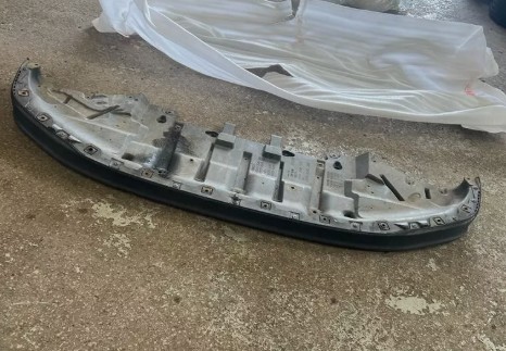 NISSAN GT-R front splitter
