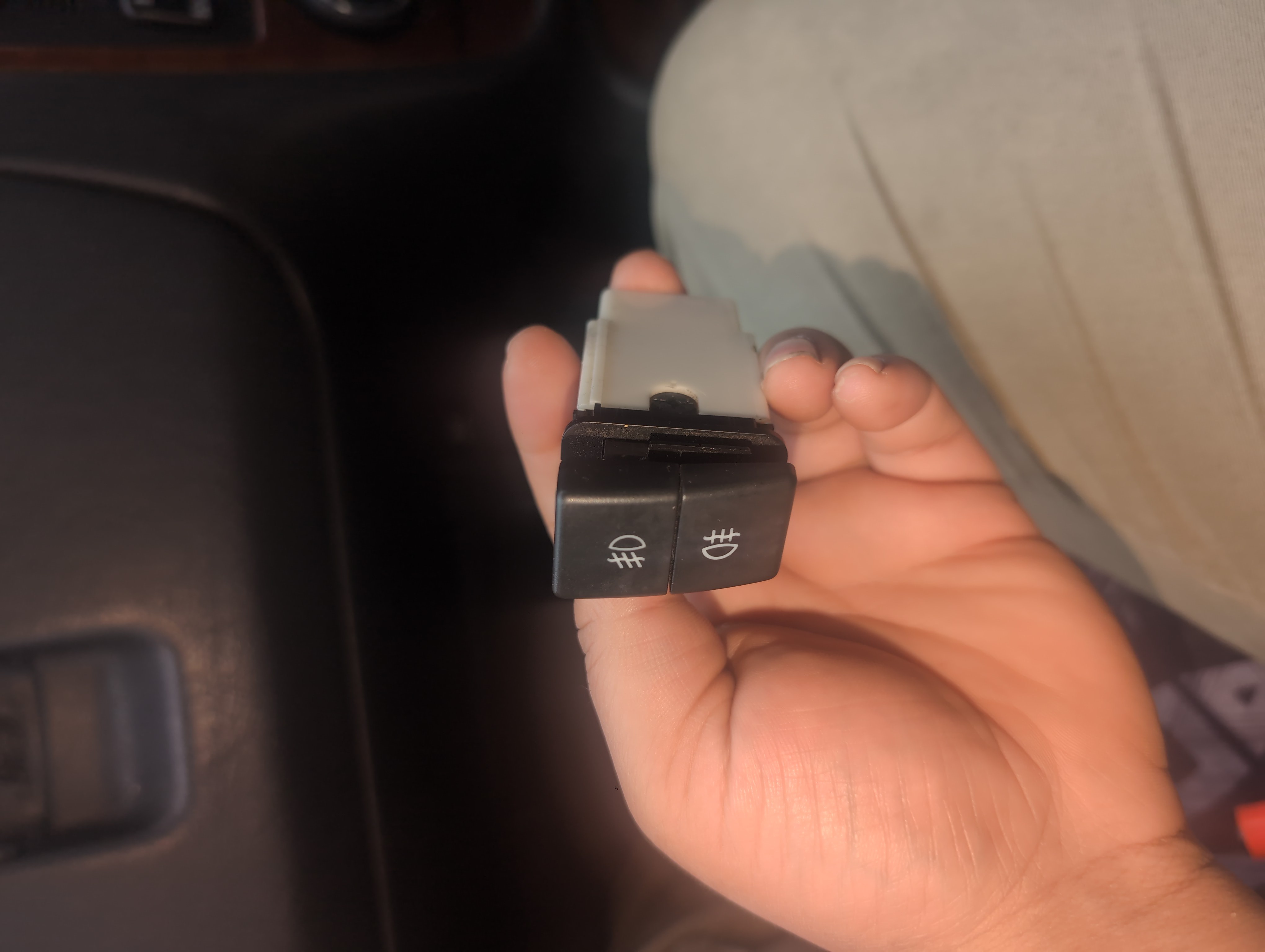 ISUZU Rodeo Fog Light Switch