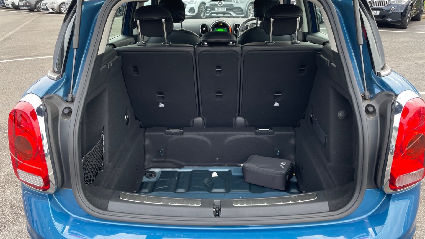 MINI Mini Countryman rear lower boot mat and middle boot board and parcel shelf