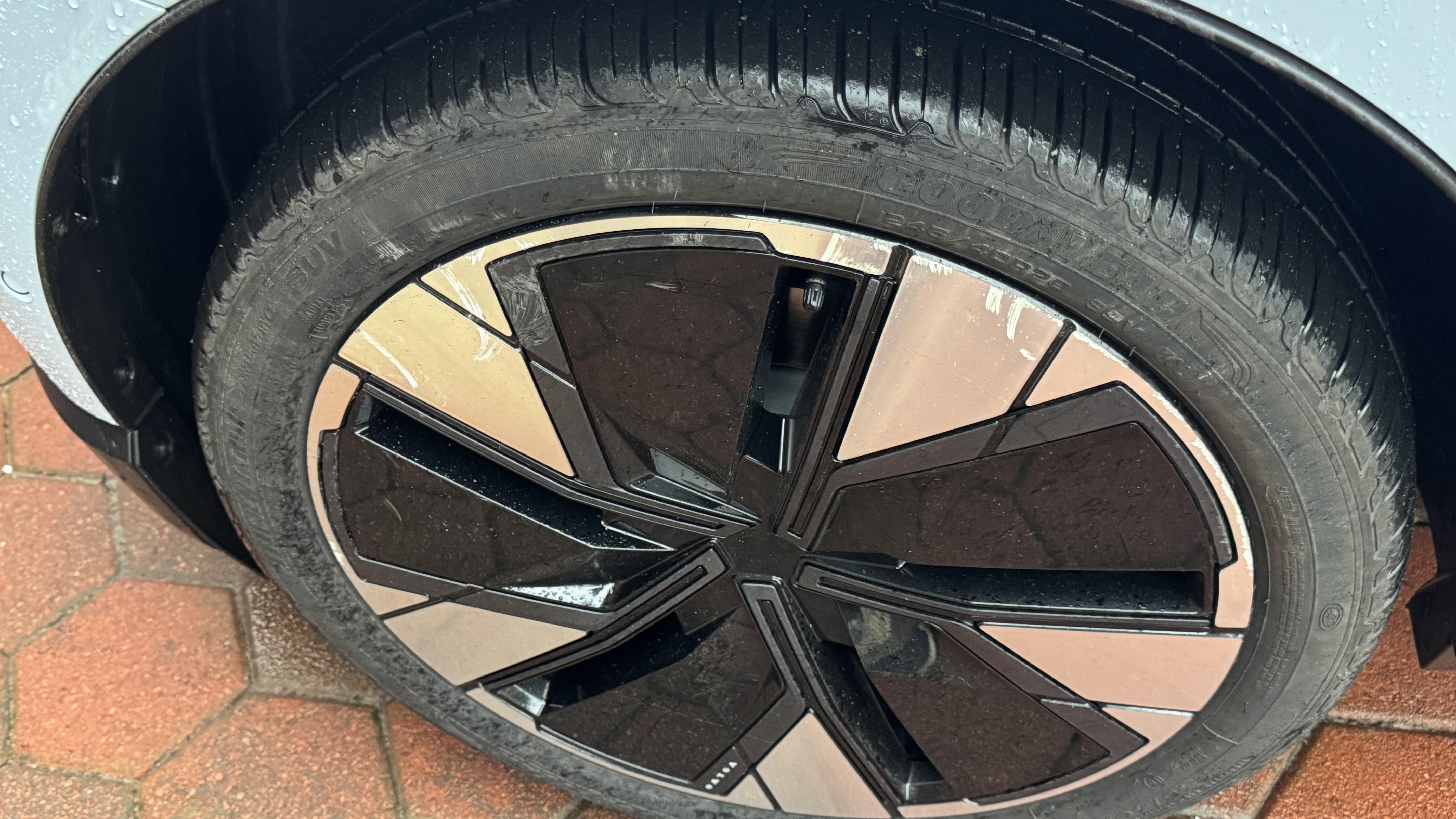 Volvo EX30 wheel