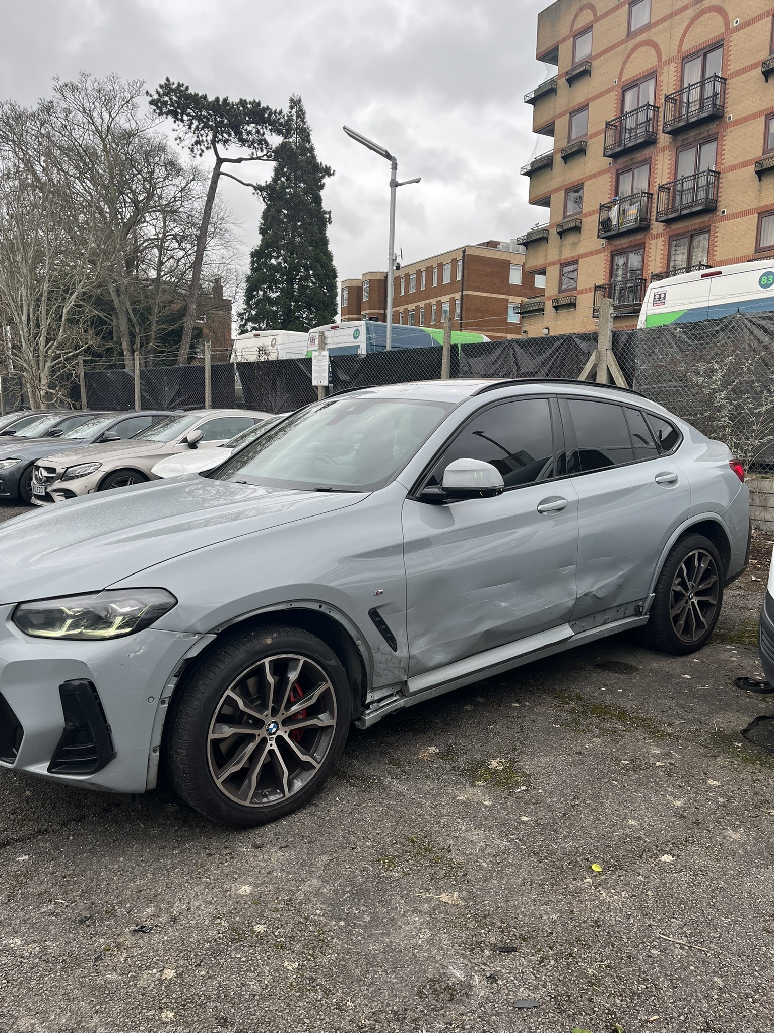 BMW X4 DOOR  - NSF Front Left, NSR Rear Left