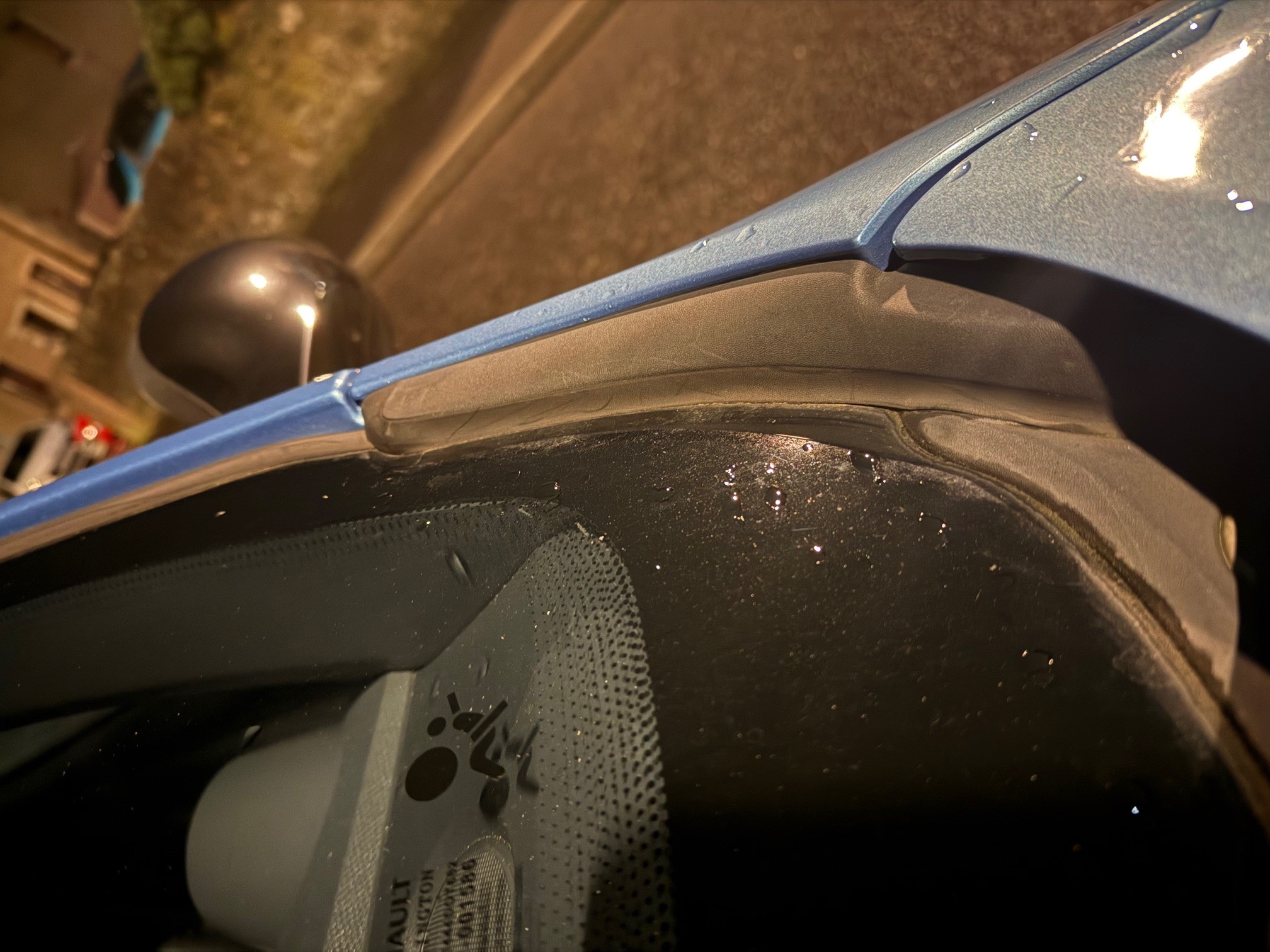 RENAULT Wind Roadster cowl trim