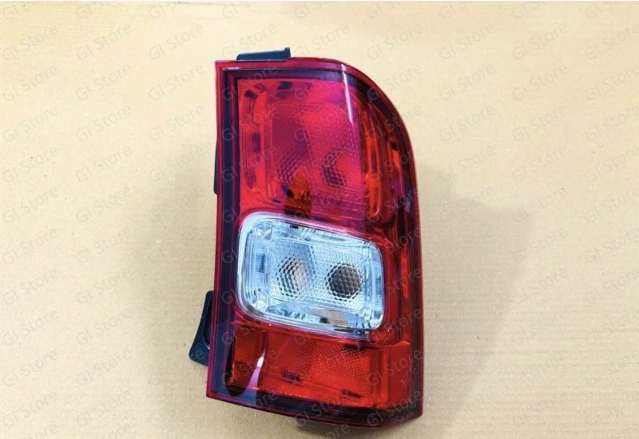 SUZUKI Ignis Rear tail light RH