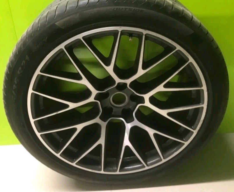 PORSCHE Macan WHEEL (ALLOY)