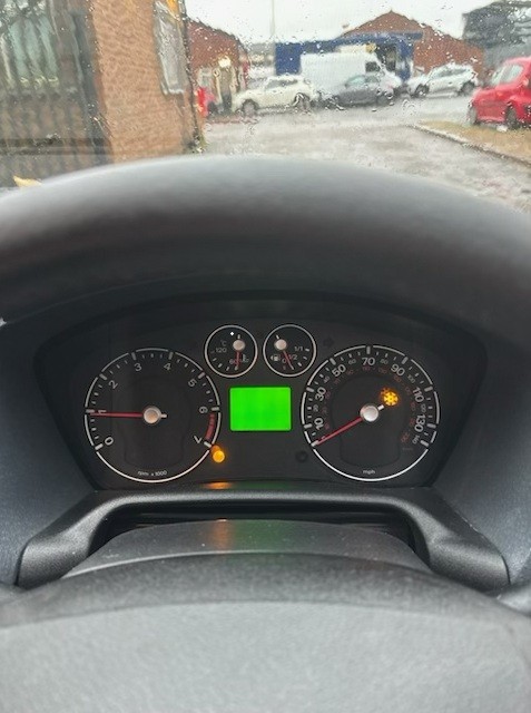 FORD Fusion SPEEDO CLOCKS & REV COUNTER