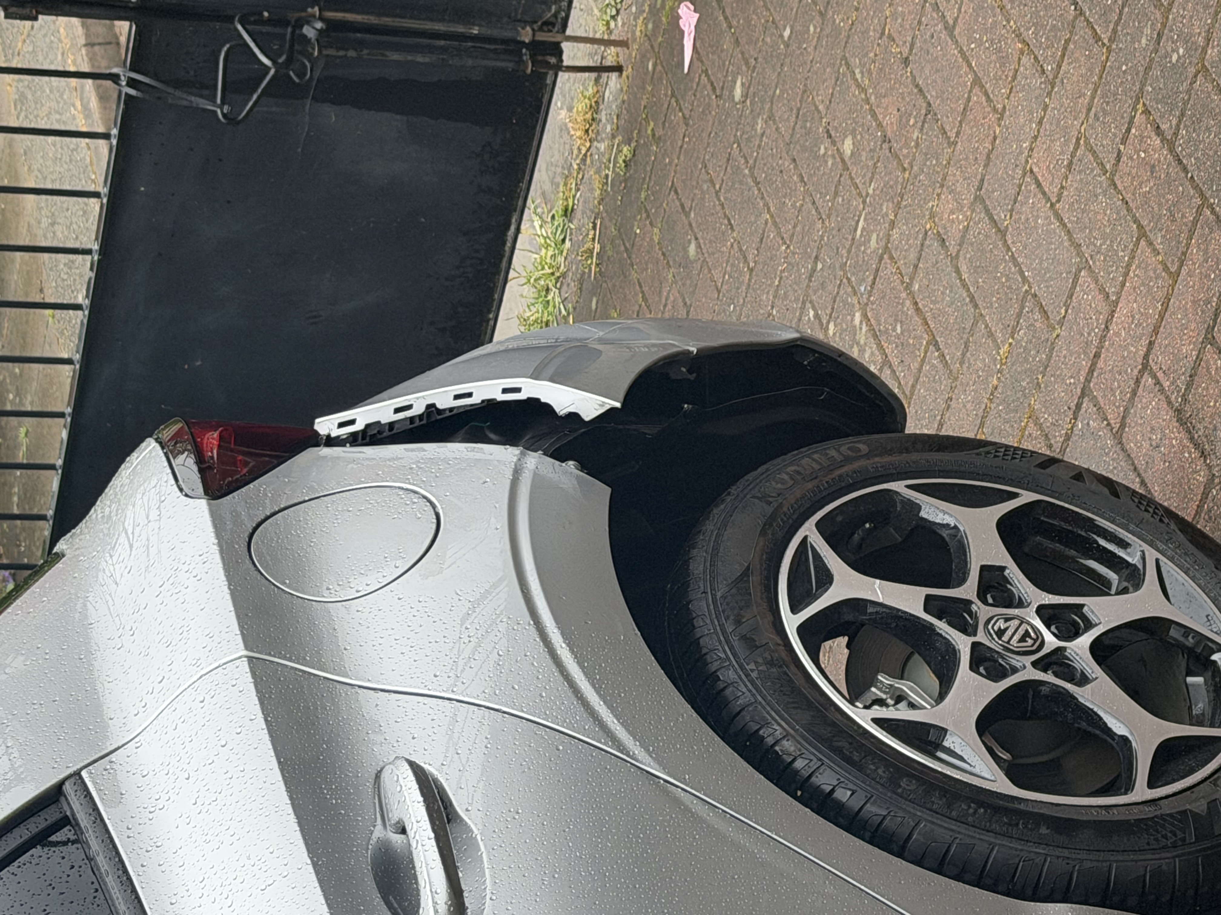 MG 3 BUMPER - REAR