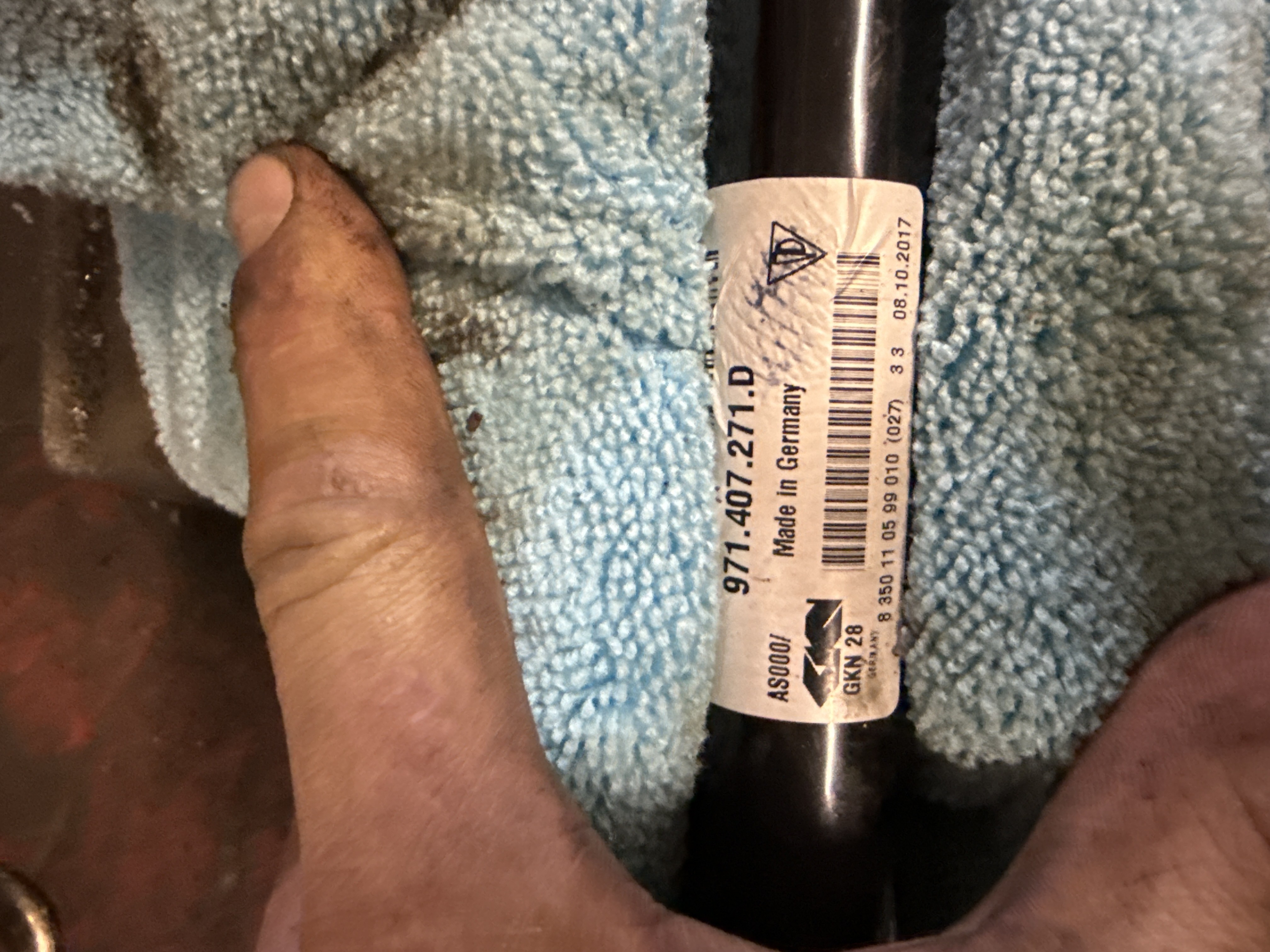 PORSCHE Panamera Passenger front drive shaft