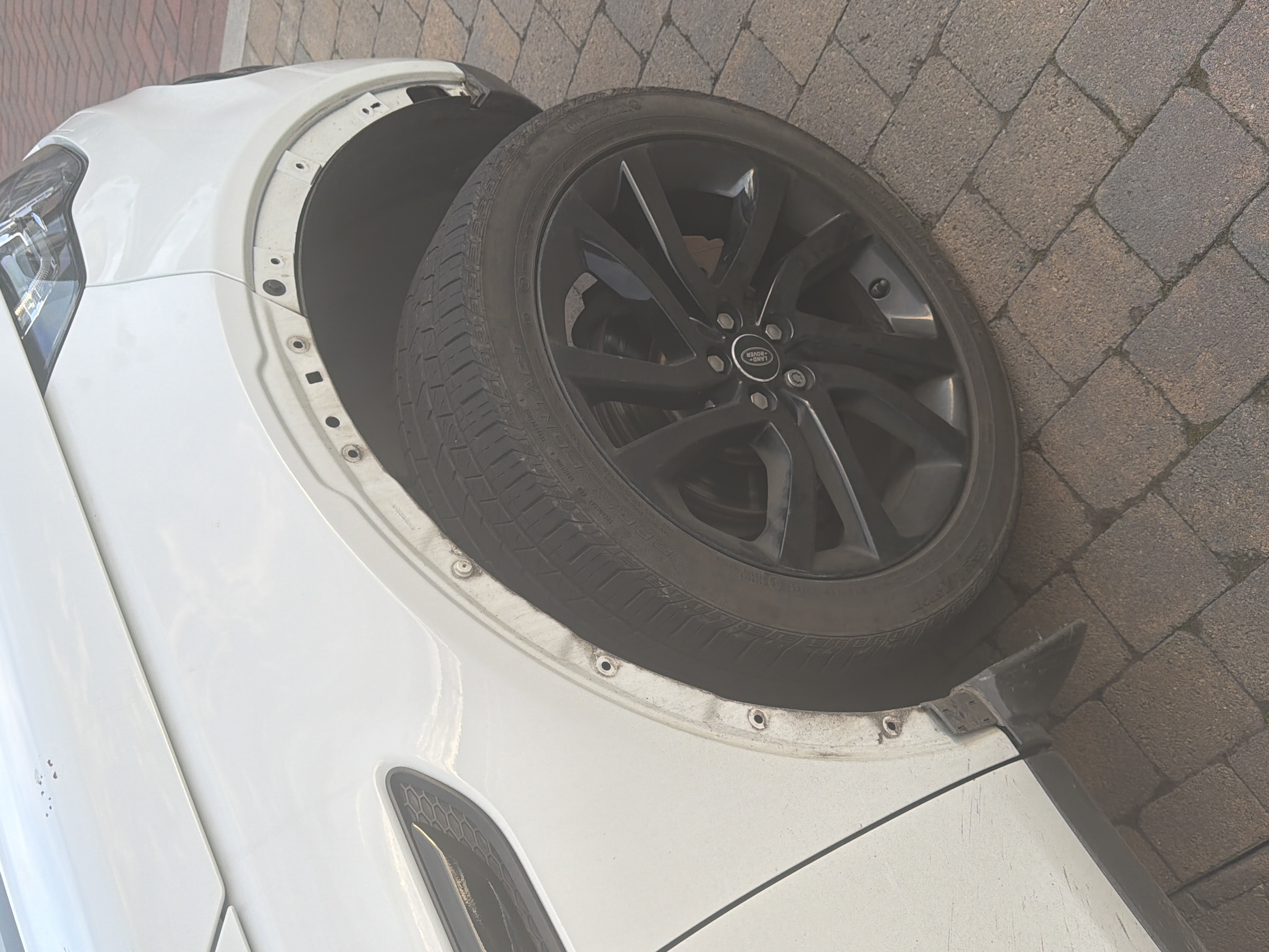Land Rover Discovery Sport WING & ARCH TRIM - OS Right