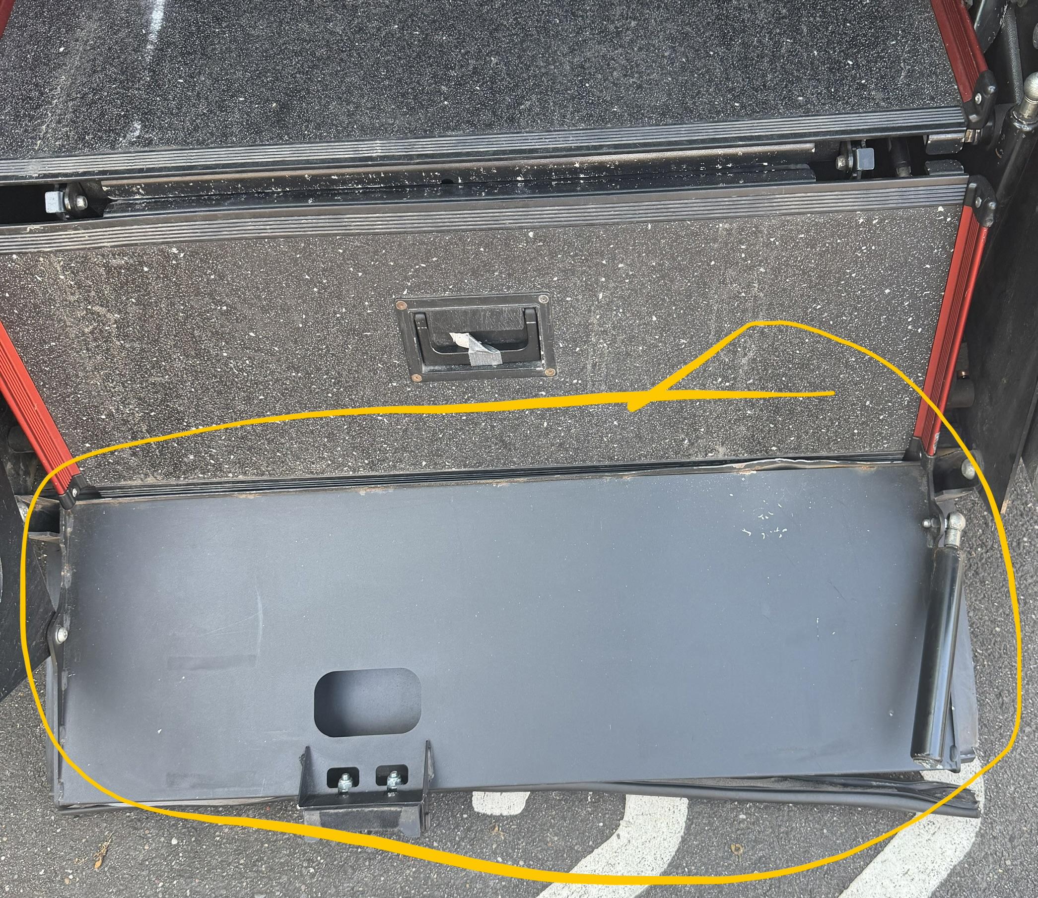 FORD Tourneo Connect Rea wav entrance that folds down to allow ramp to go down.