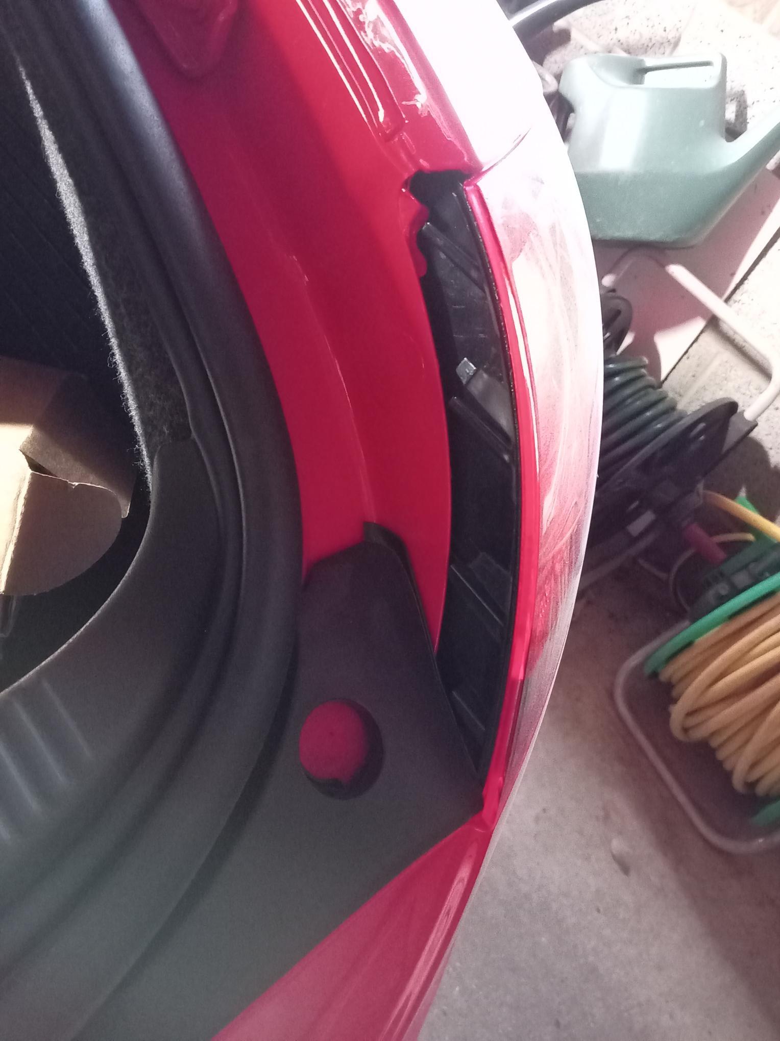 AUDI TT rear light trim
