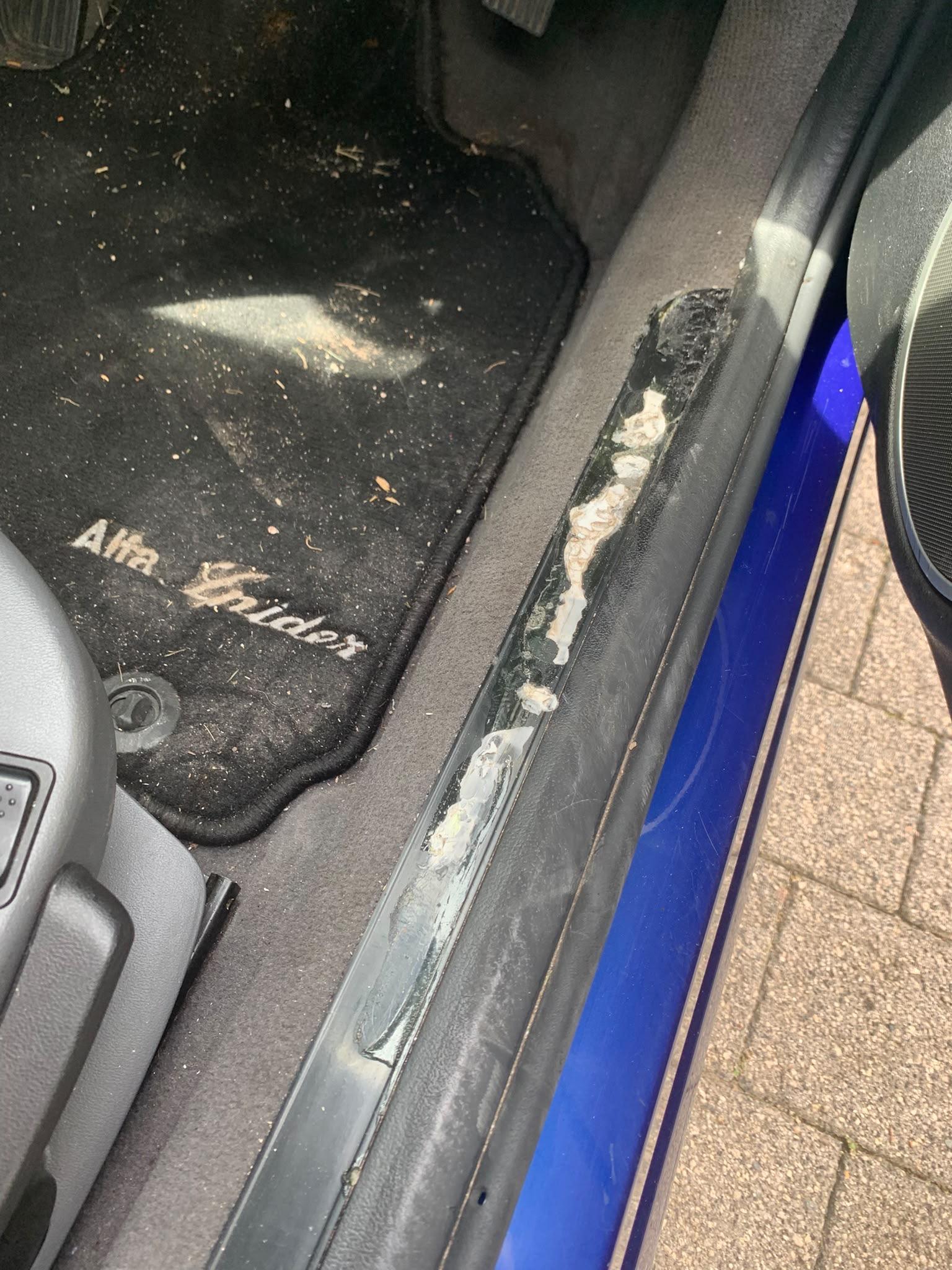 ALFA ROMEO Spider Driver footwell plate