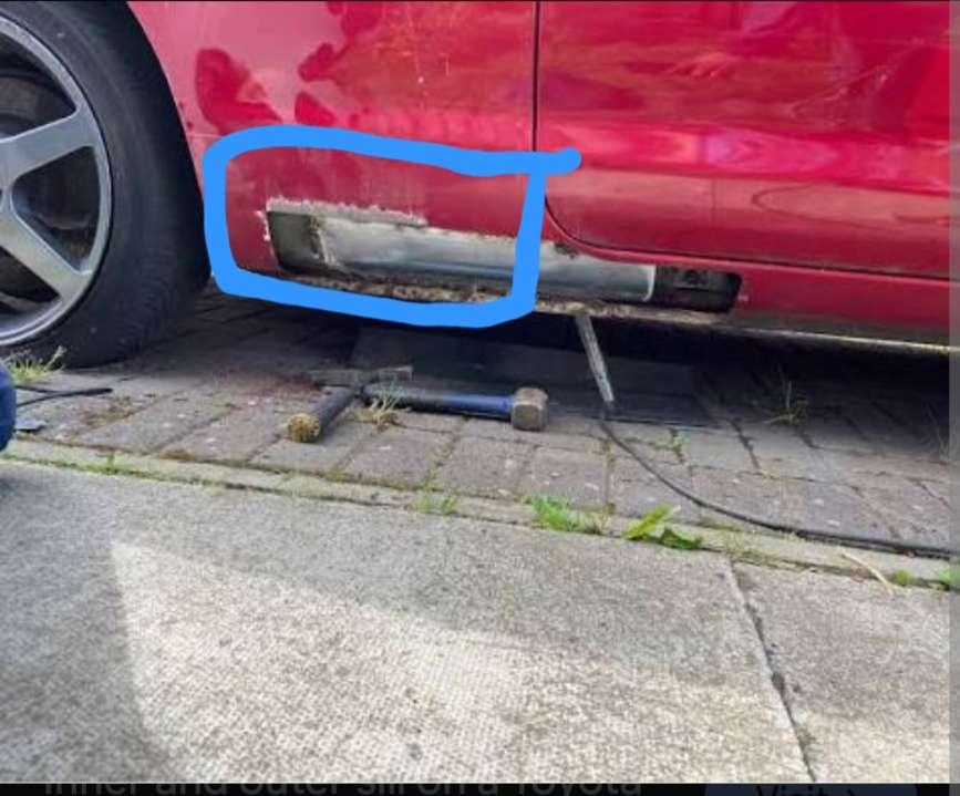 TOYOTA Celica Both rear sills