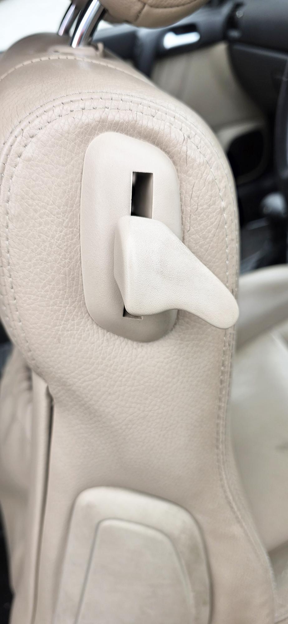 VAUXHALL Astra NSF seat lever and bevel (tan/Sahara)