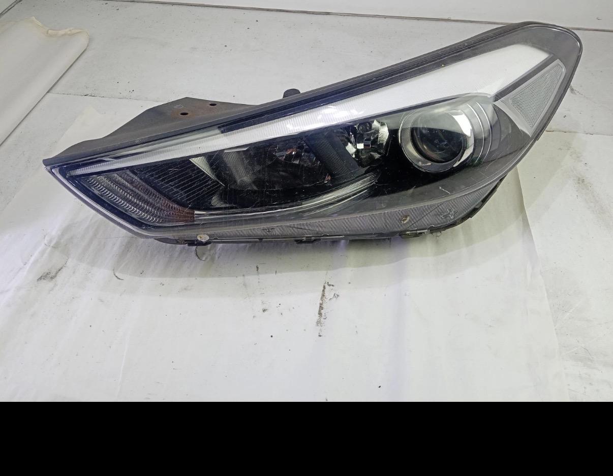 Hyundai Tucson HEADLAMP - NS Left