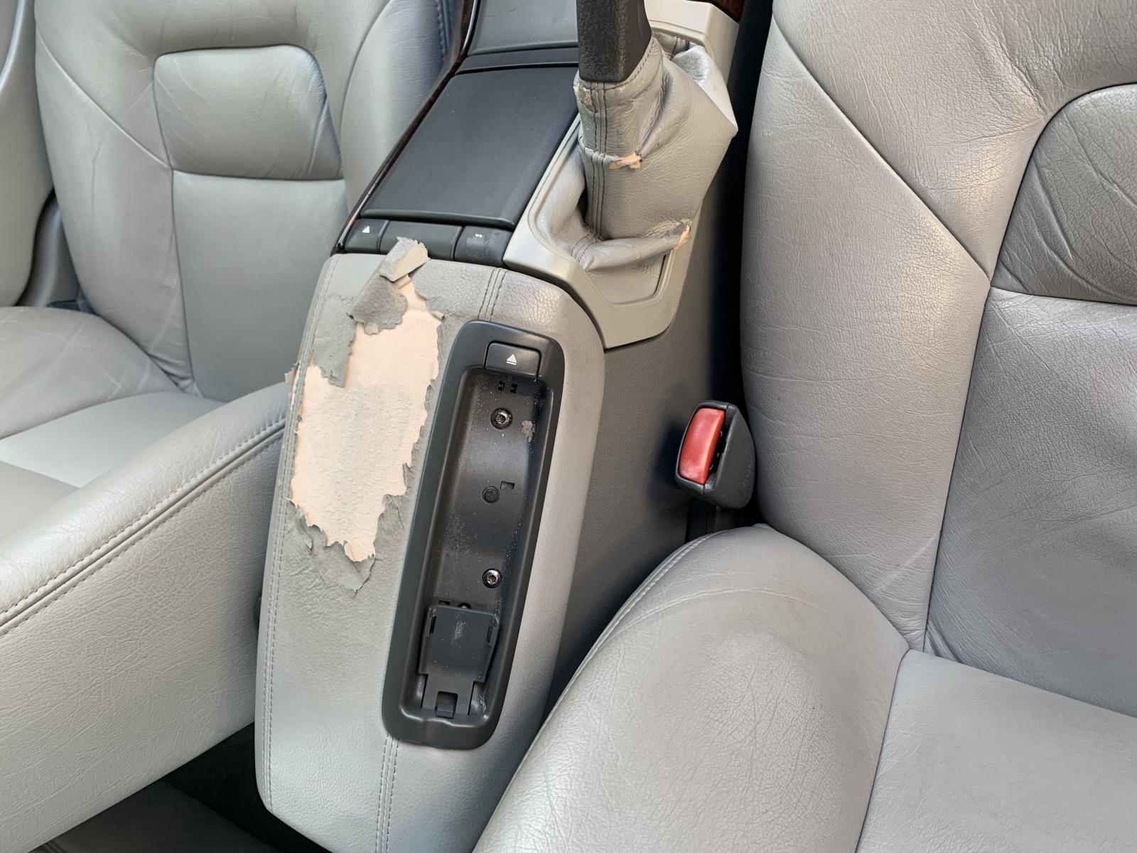 VOLVO S80 Centre console Arm rest/Lid