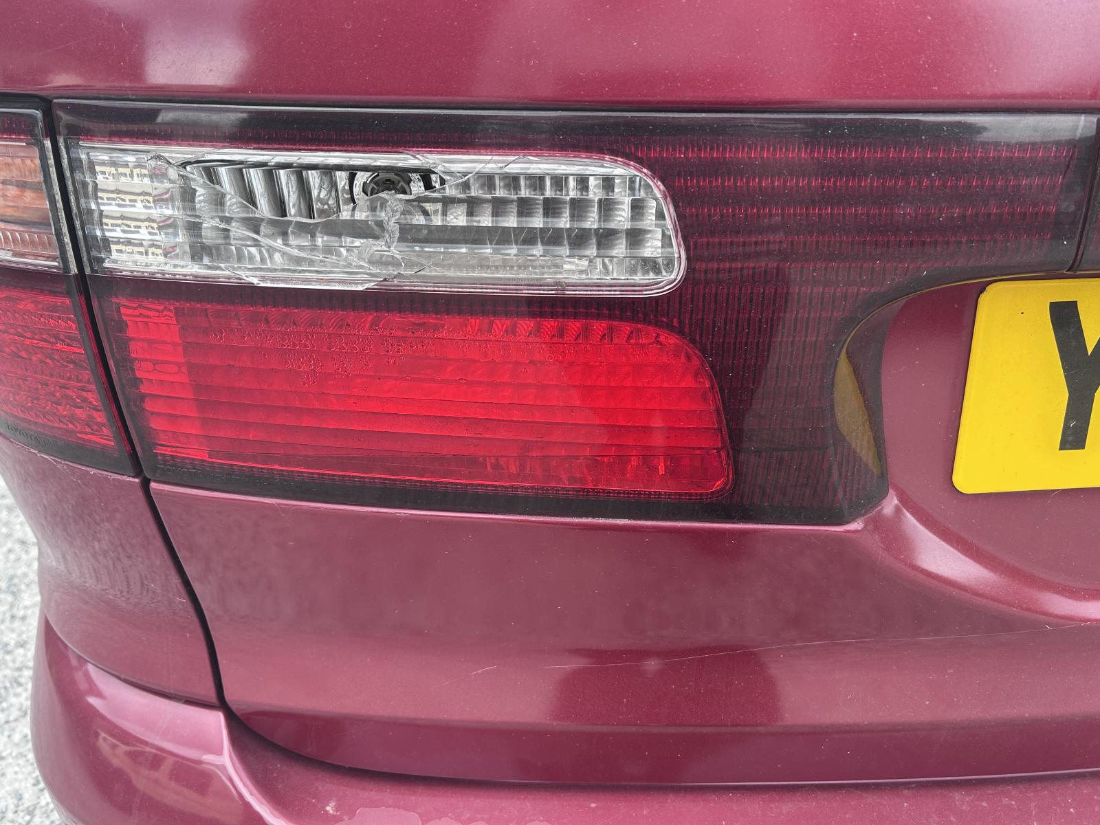 TOYOTA Previa Nsr tailgate rear lamp unit