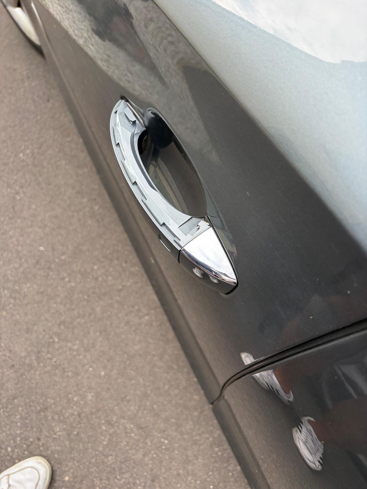 AUDI A8 DOOR  - NSF Front Left