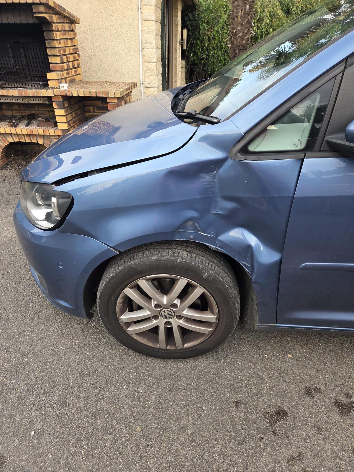 VOLKSWAGEN Touran WING - NS Left