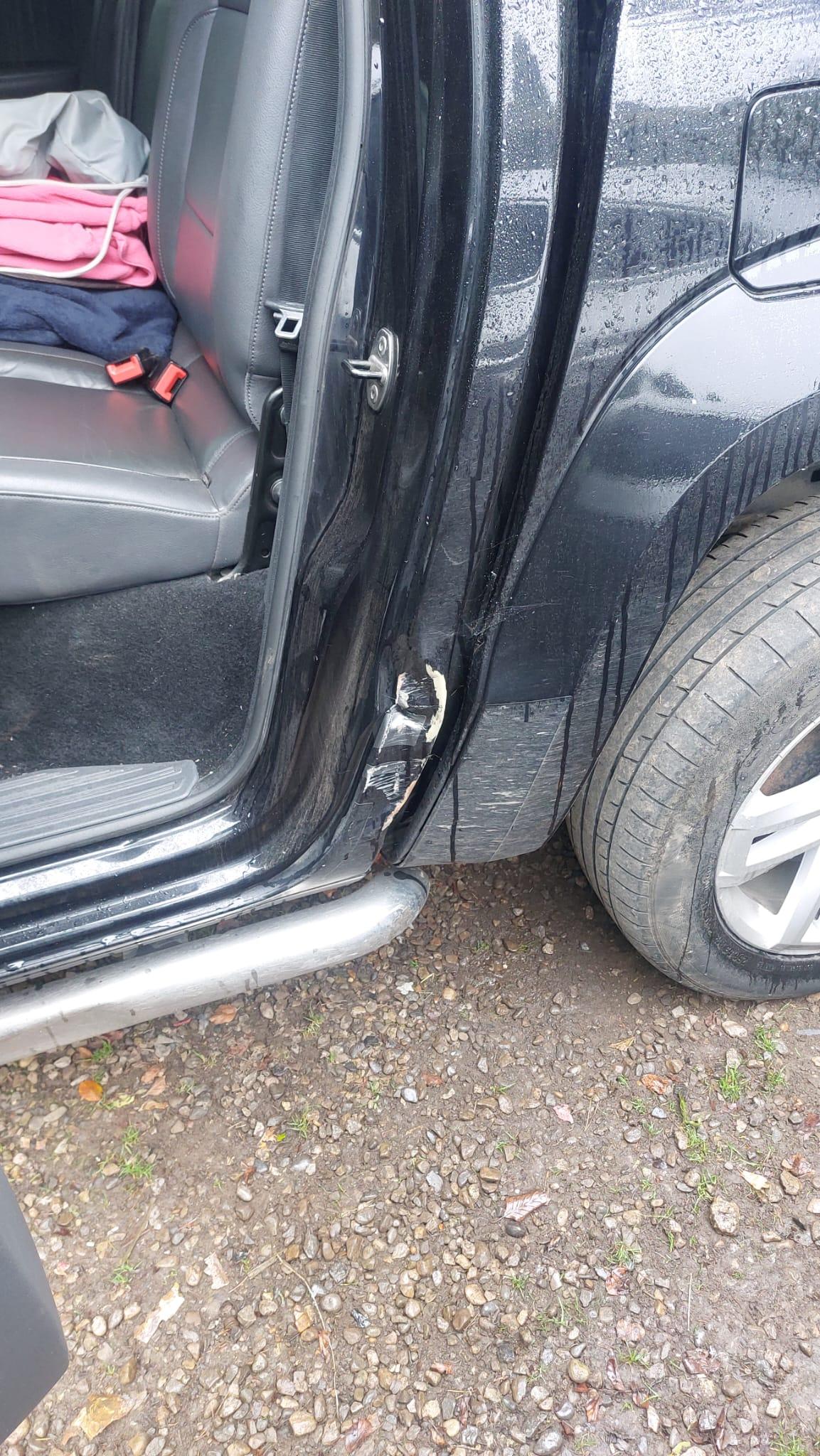 VOLKSWAGEN Amarok DOOR  - NSR Rear Left