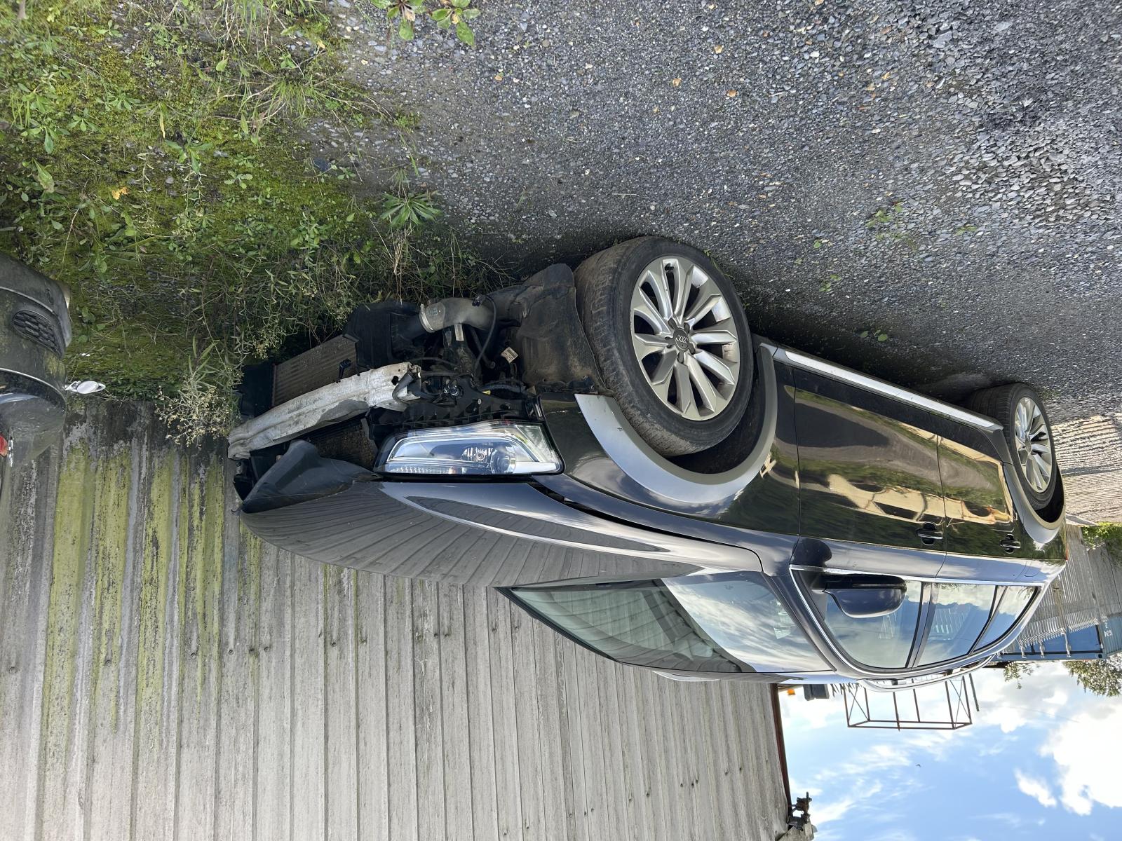 AUDI A4 BUMPER - FRONT