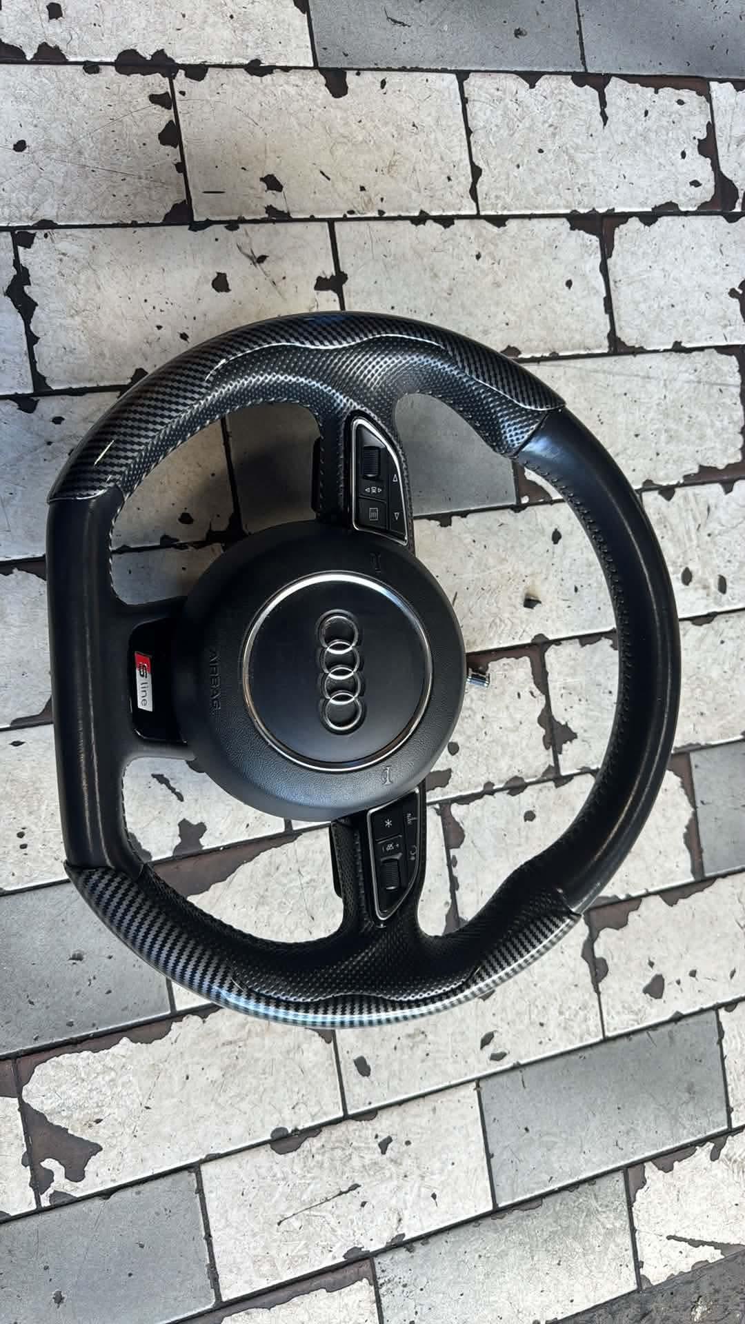 AUDI A7 STEERING WHEEL