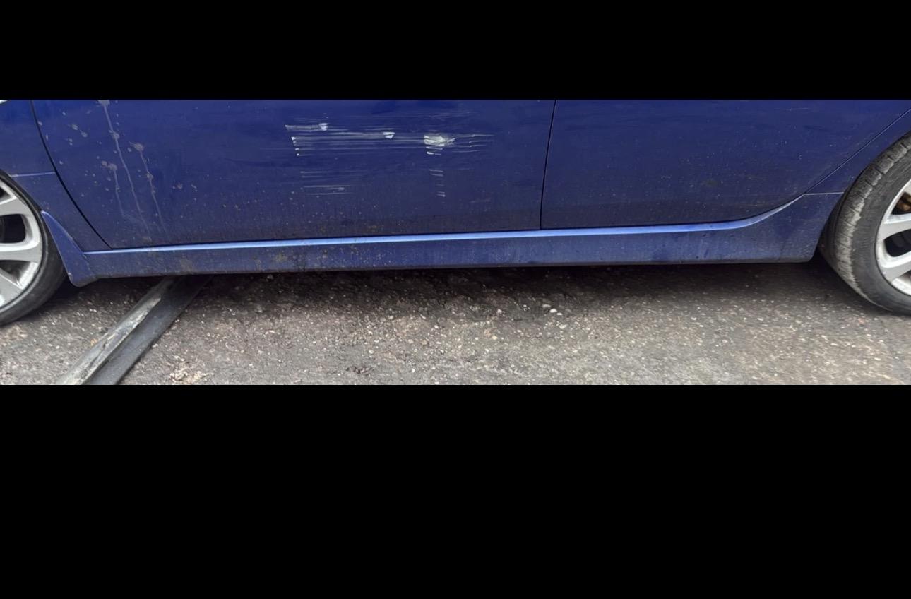 MAZDA 6 Passenger side side skirt
