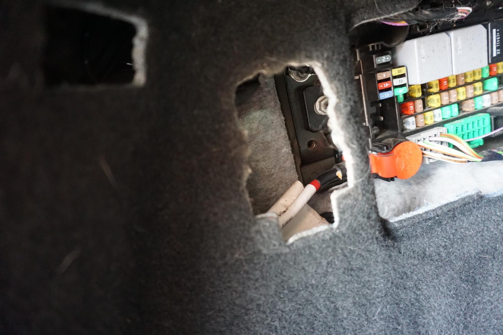 LAND ROVER Range Rover Evoque 12v cigarette lighter socket