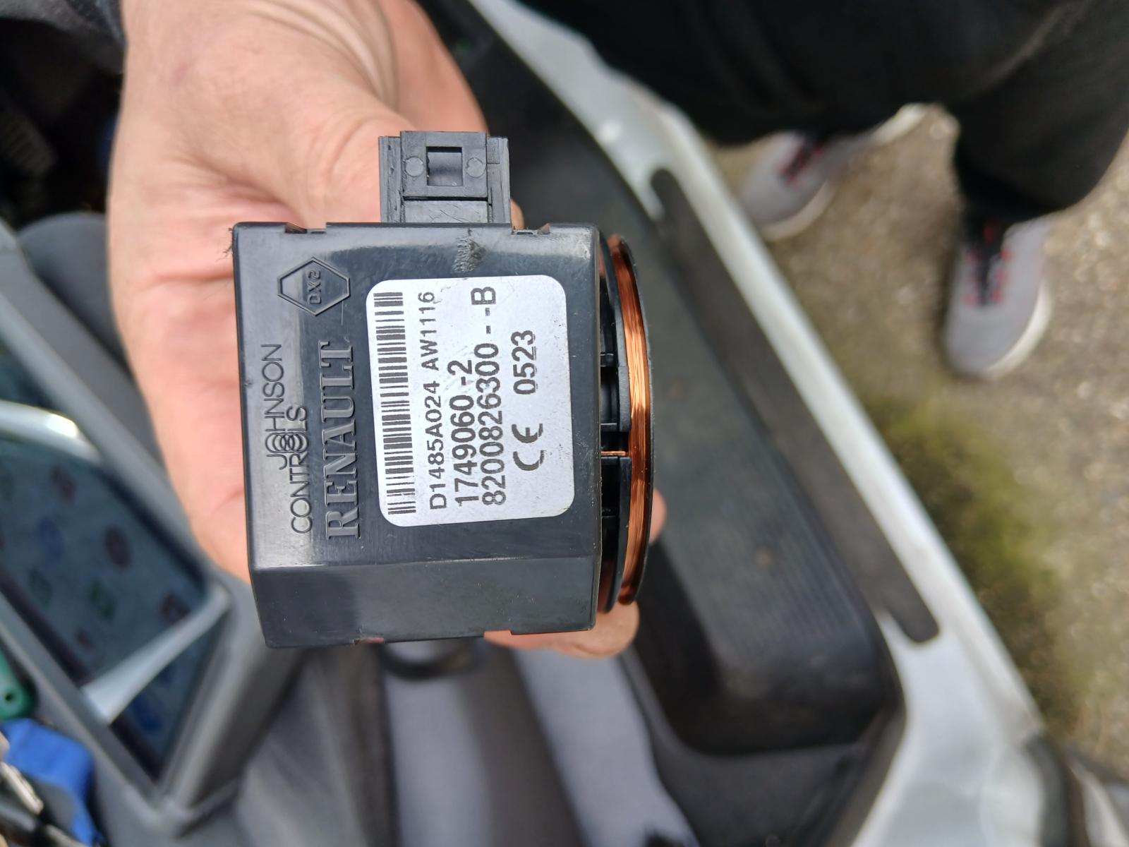 RENAULT Trafic renault trafic 2001-2014 ignition transponder ring barrel receiver 8200826300