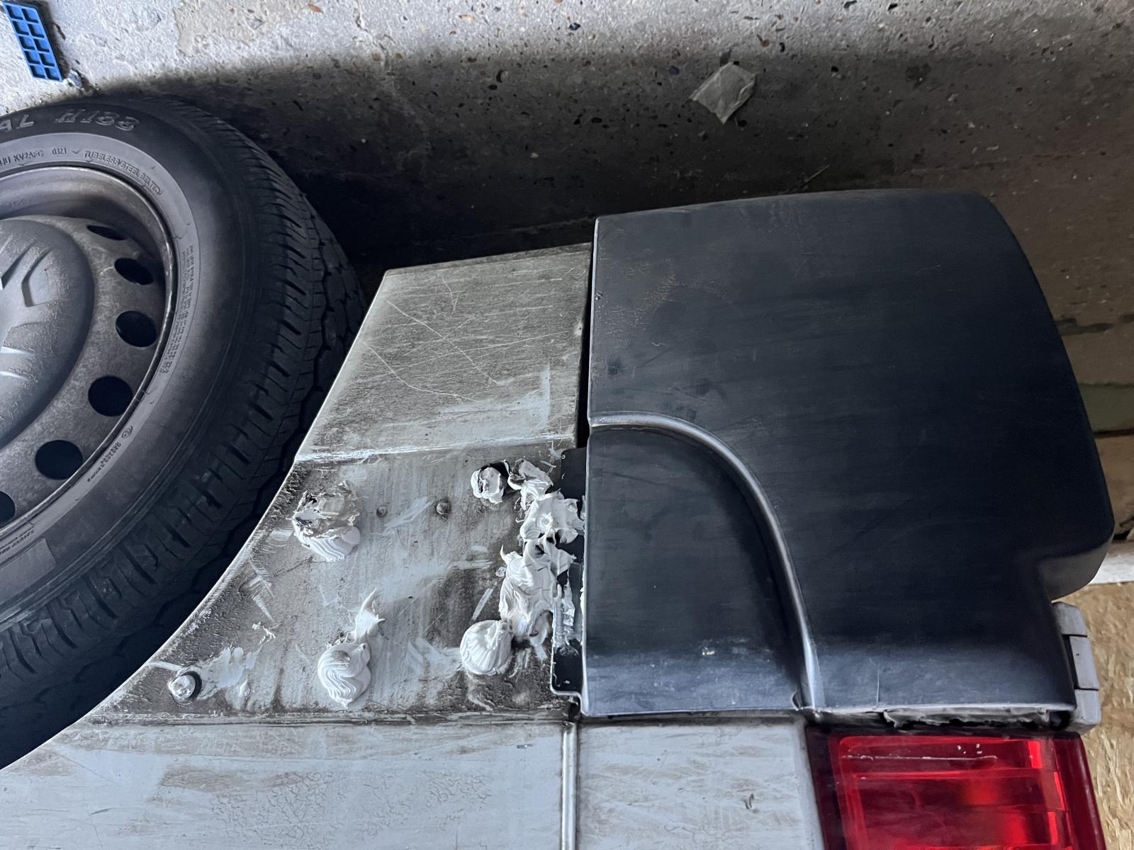 NISSAN NV400 BUMPER - REAR
