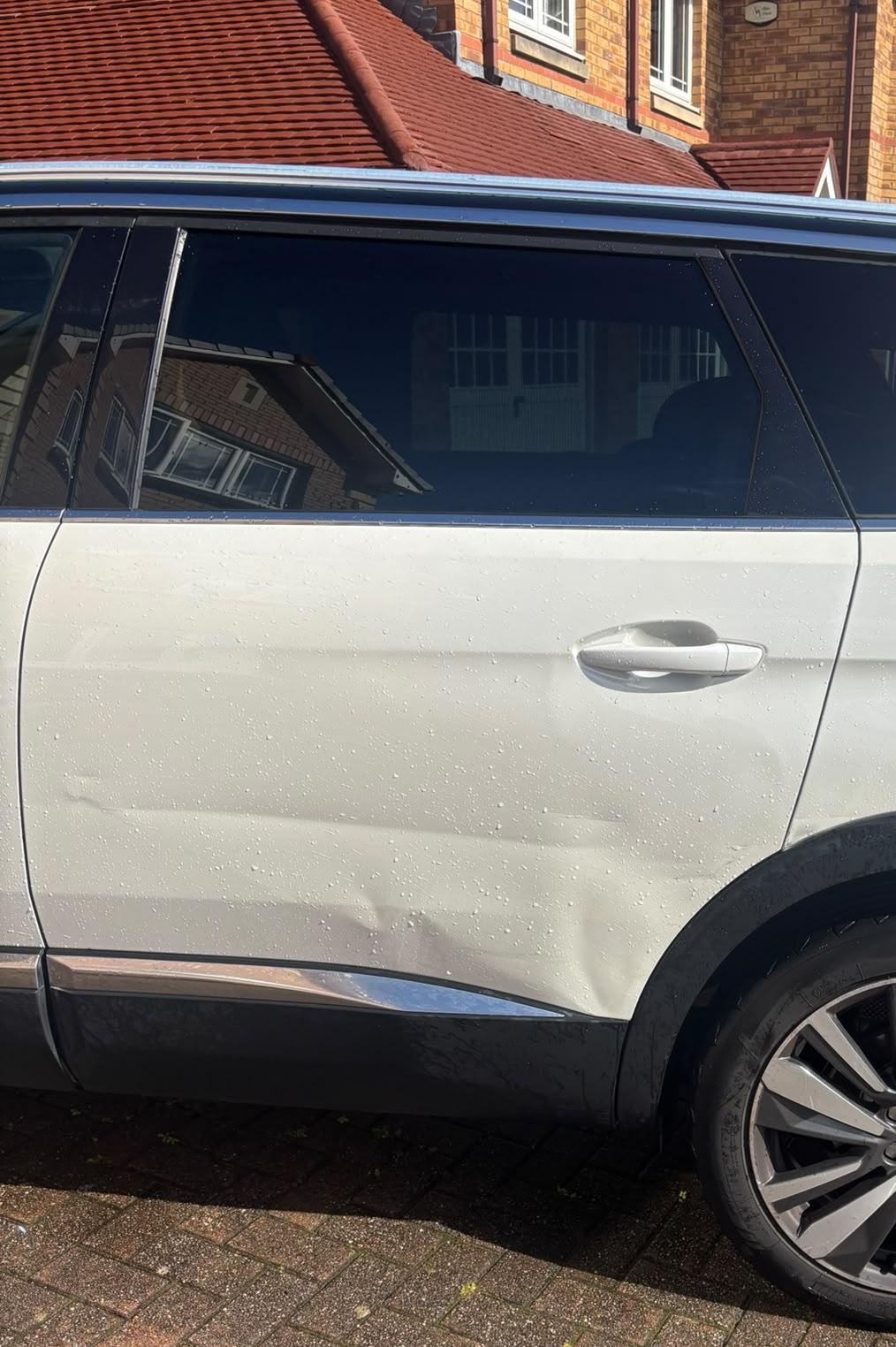 PEUGEOT 5008 DOOR  - NSR Rear Left