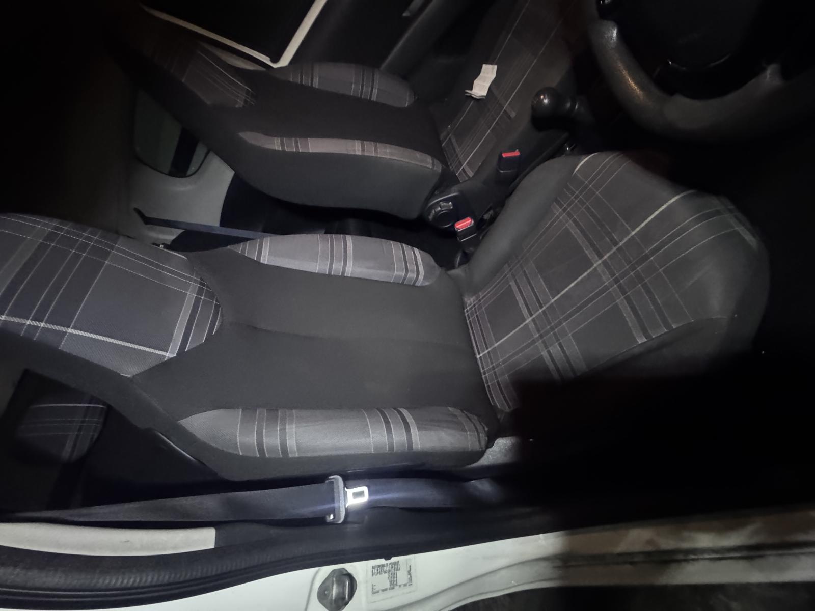 PEUGEOT 108 SEAT - OSF Front Right