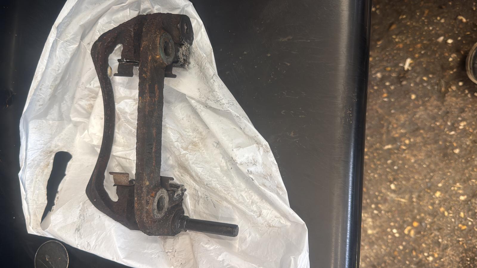 HYUNDAI I10 BRAKE CALIPER - OSF Front Right