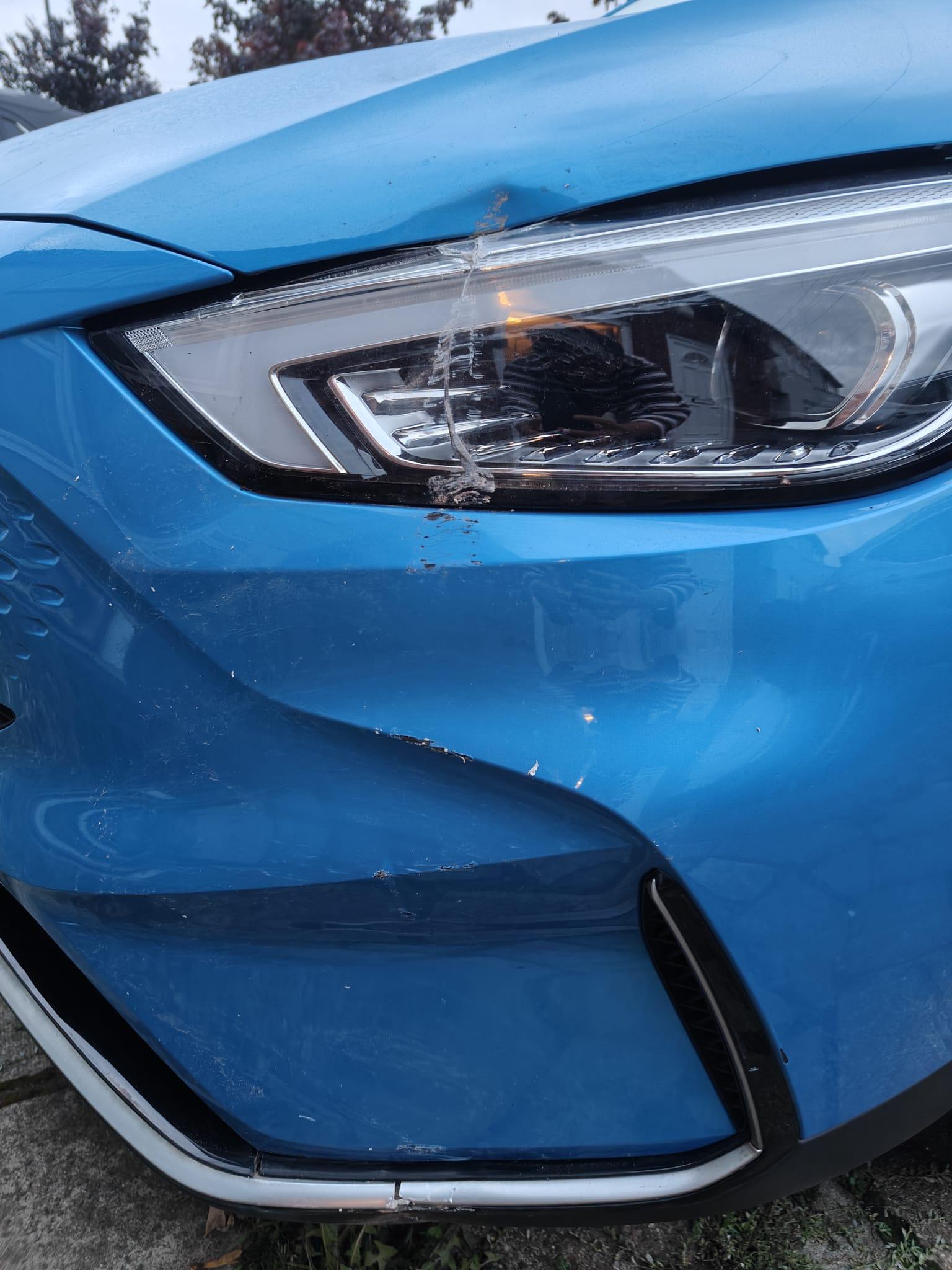 MG ZS HEADLIGHT BRACKET - NSF Front Left