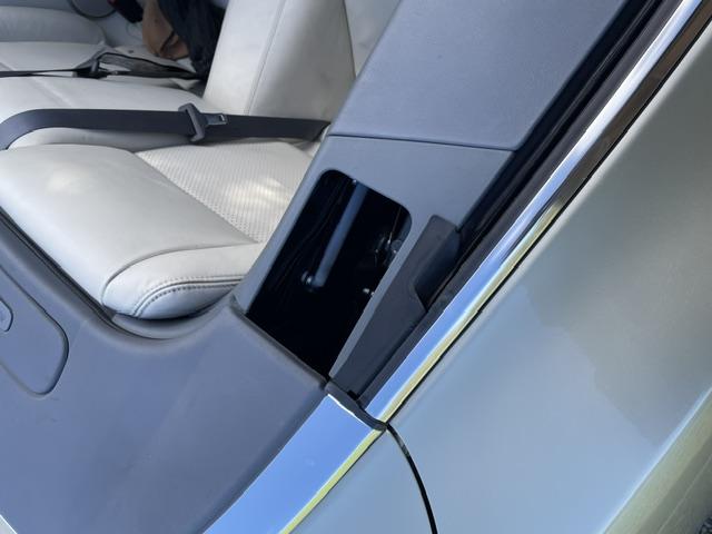 JAGUAR XK Cover which conceals folding roof mechanism
