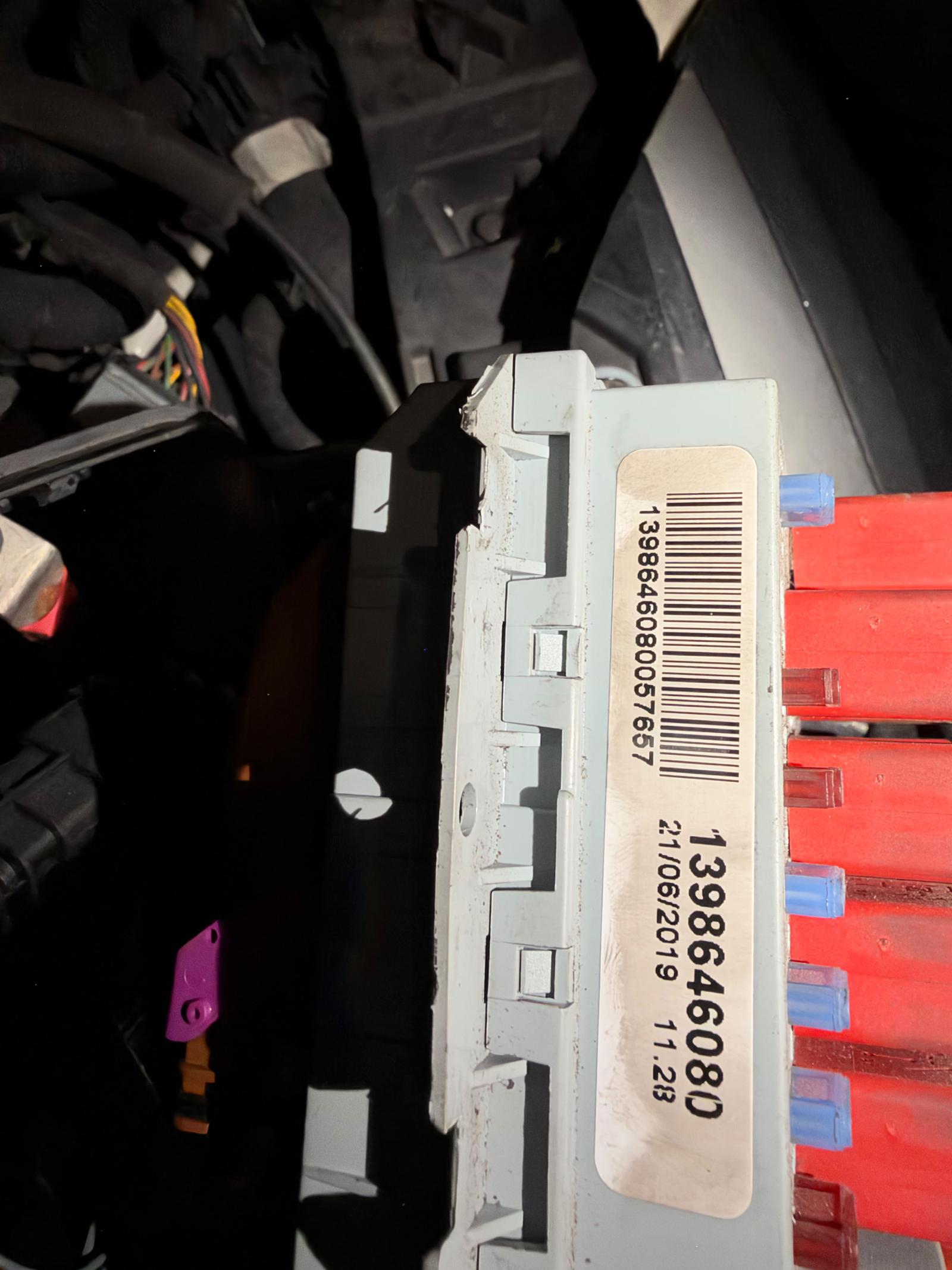 CITROEN Relay BSM FUSE BOX UNDER BONNET