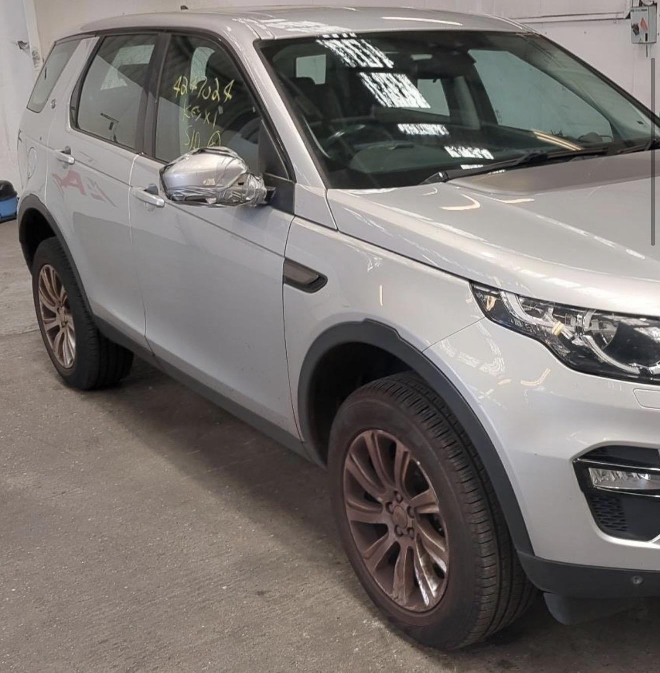 LAND ROVER Discovery Sport DOOR  - NSR Rear Left