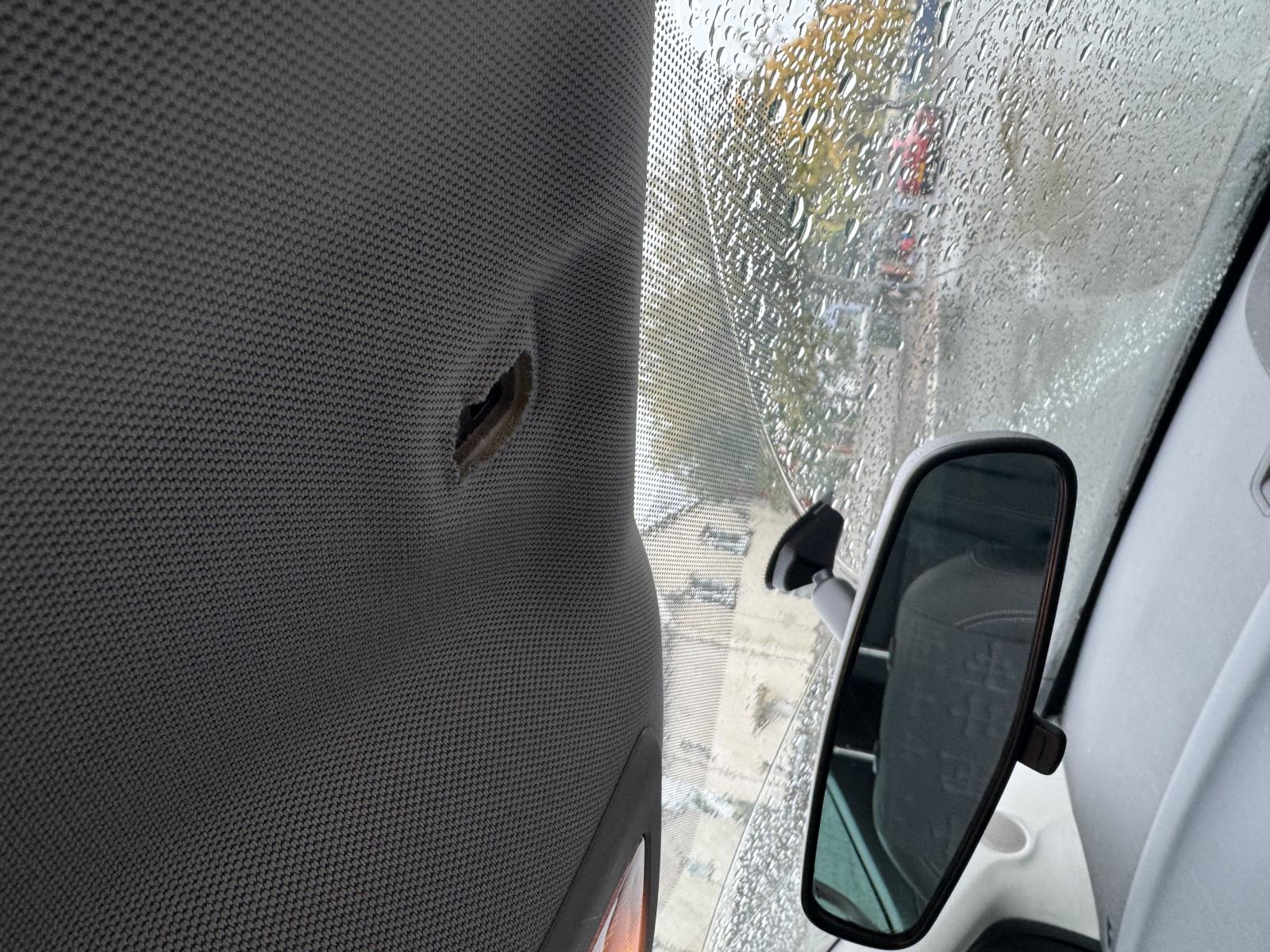 VAUXHALL Meriva Centre Sun Visor Retaining Clip / Holder Hook (Interior Roof Mount)