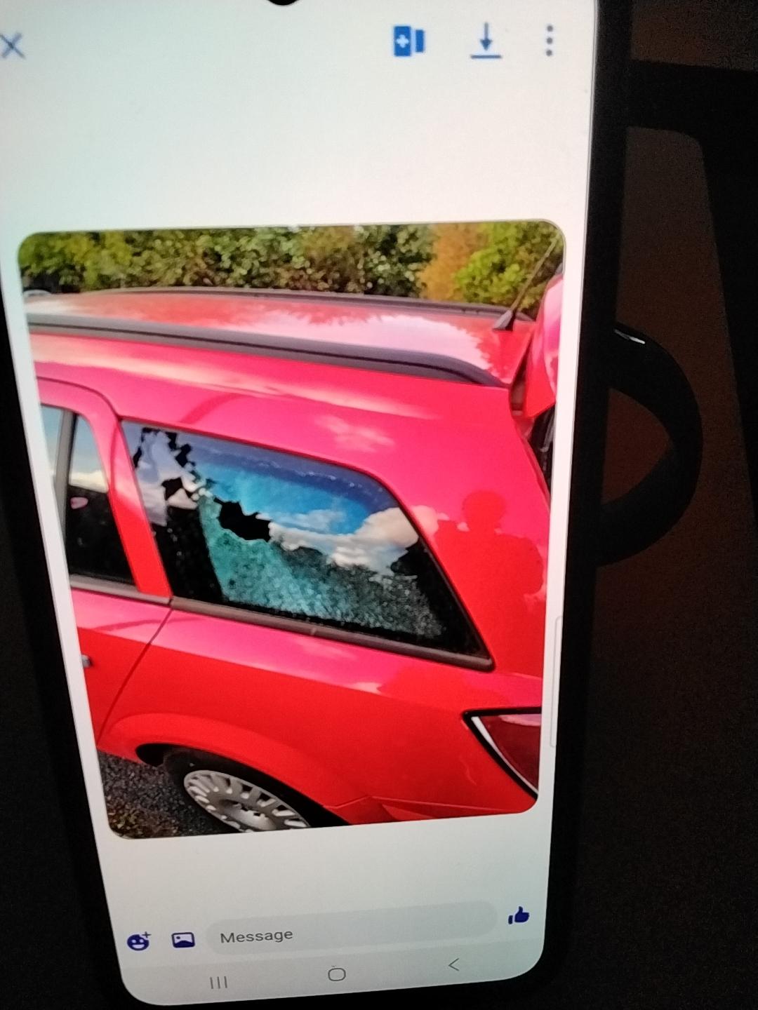 VAUXHALL Astra Glass nearside rear window